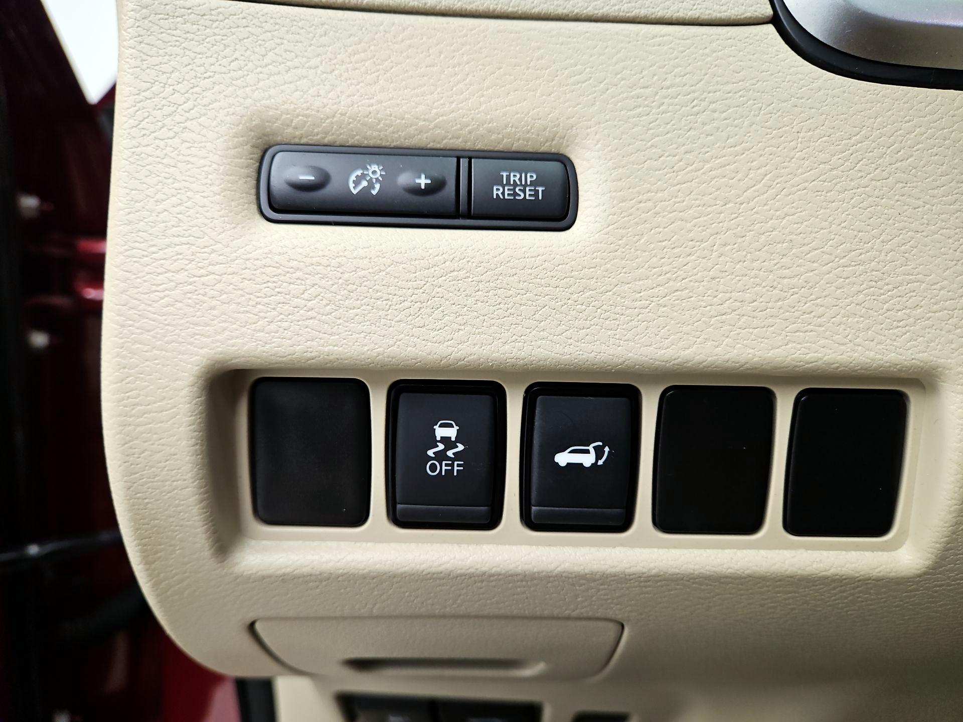 Thumbnail: 2017 Nissan Murano - 13