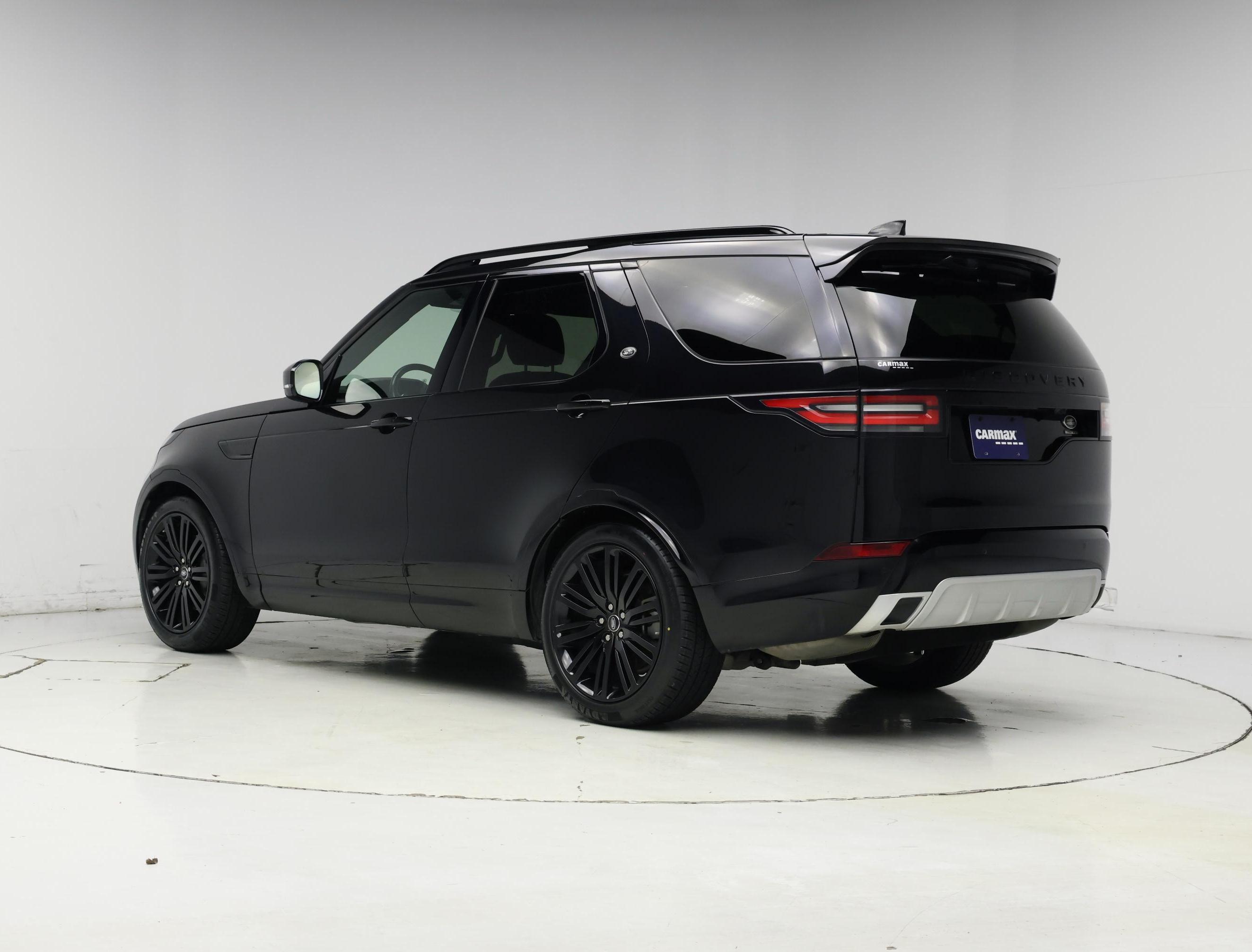 Thumbnail: 2018 Land Rover Discovery - 2