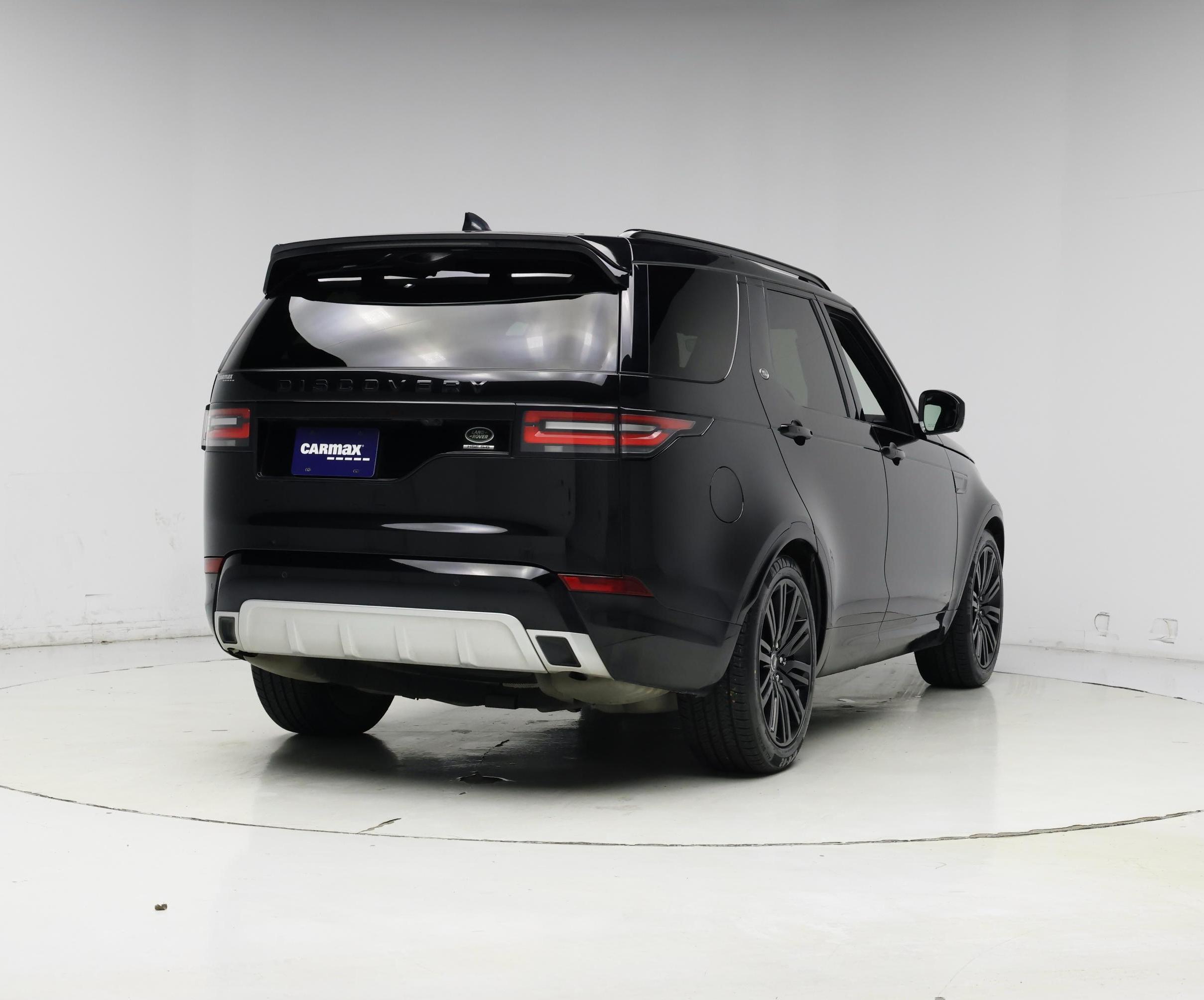 Thumbnail: 2018 Land Rover Discovery - 8