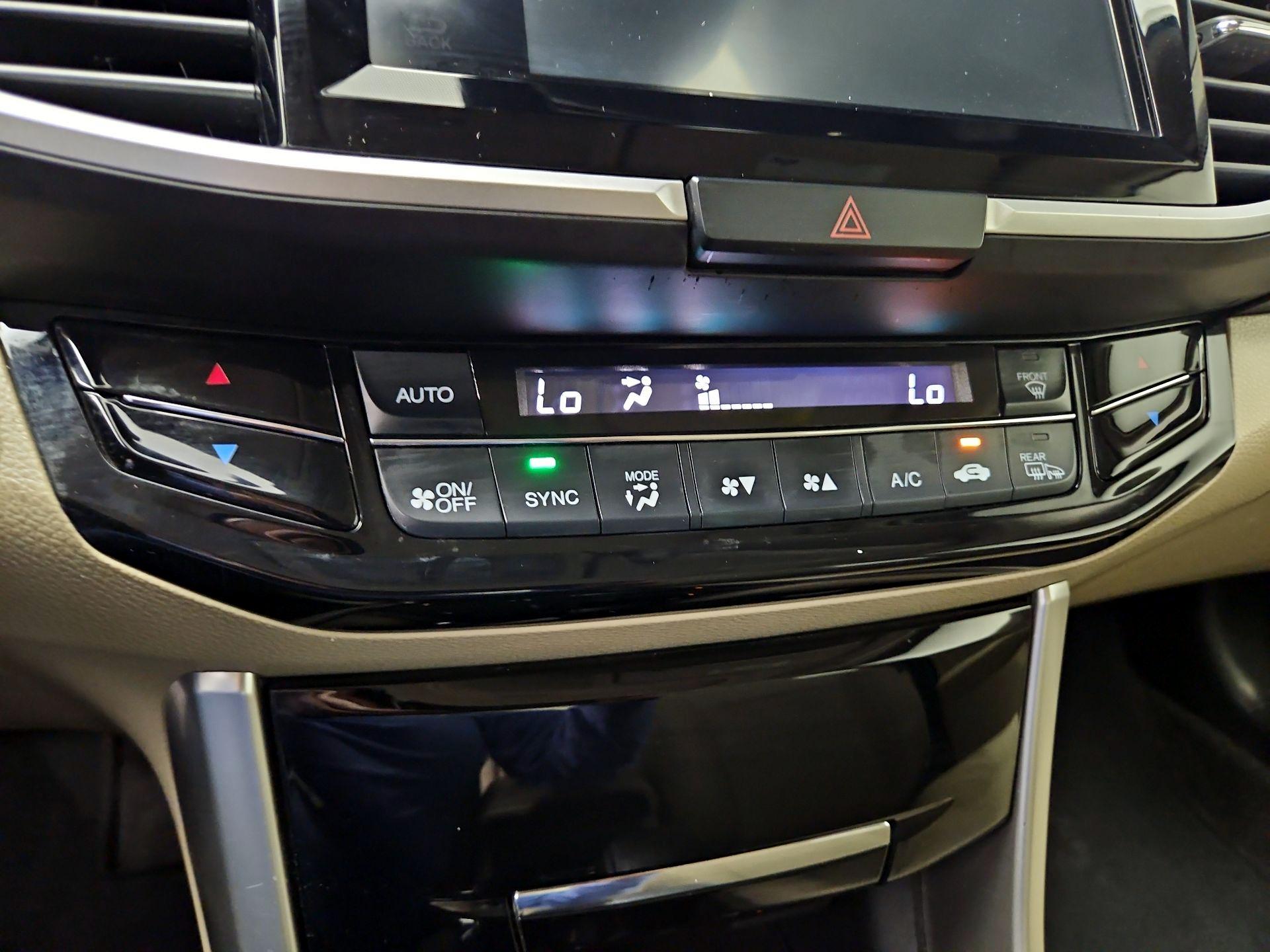 Thumbnail: 2017 Honda Accord - 17