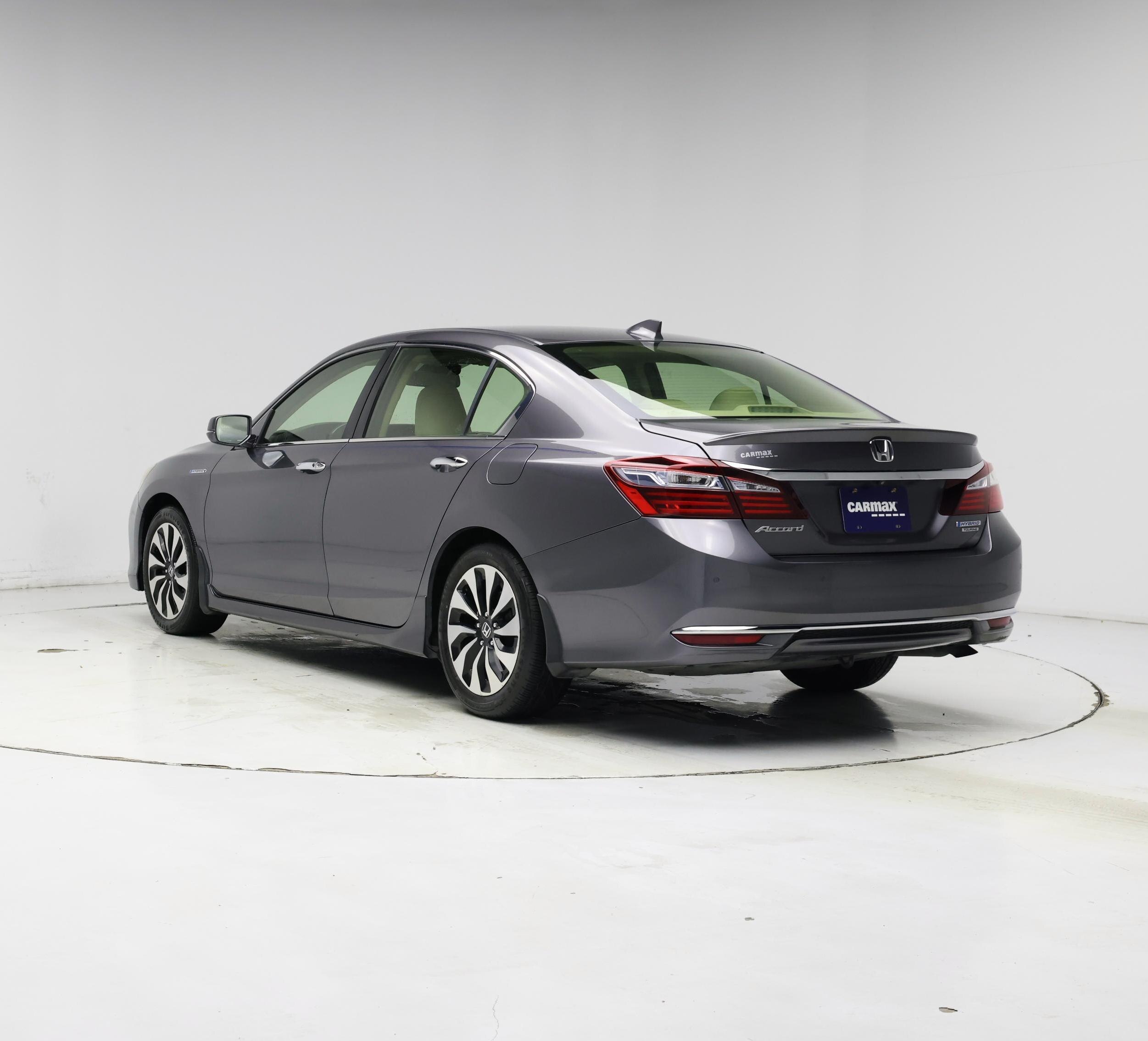 Thumbnail: 2017 Honda Accord - 2