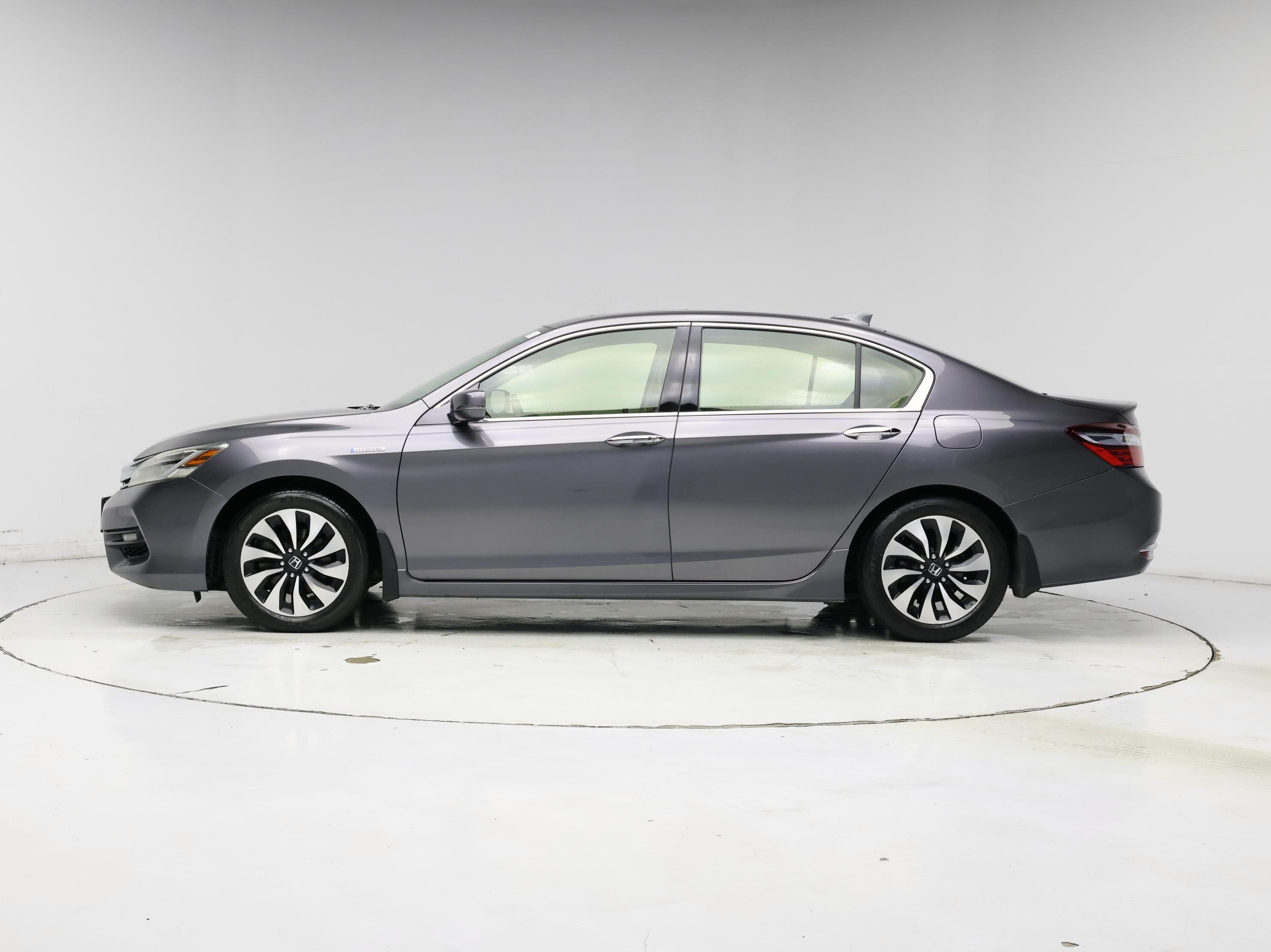 Thumbnail: 2017 Honda Accord - 3