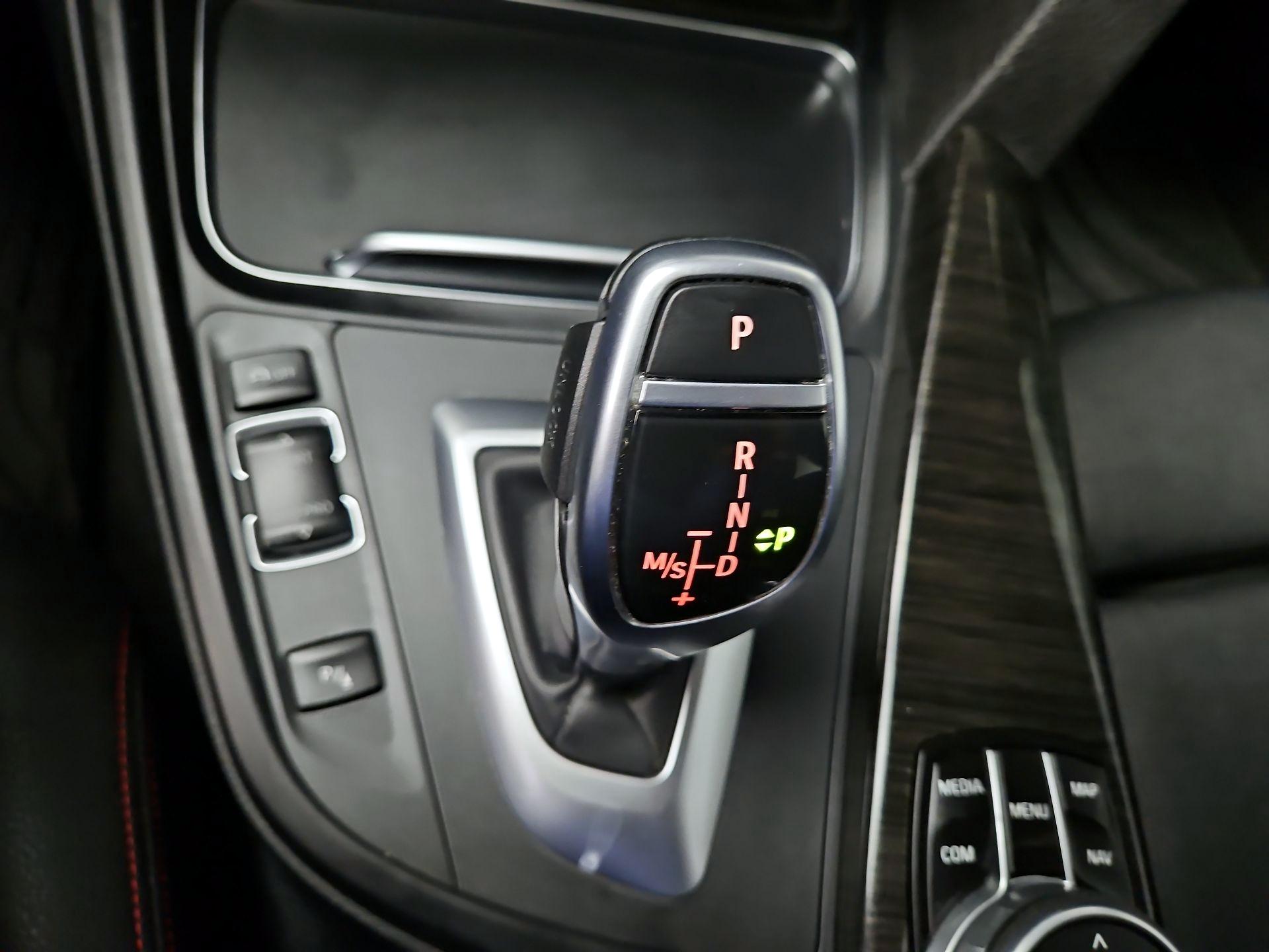 Thumbnail: 2018 BMW 4 Series - 18