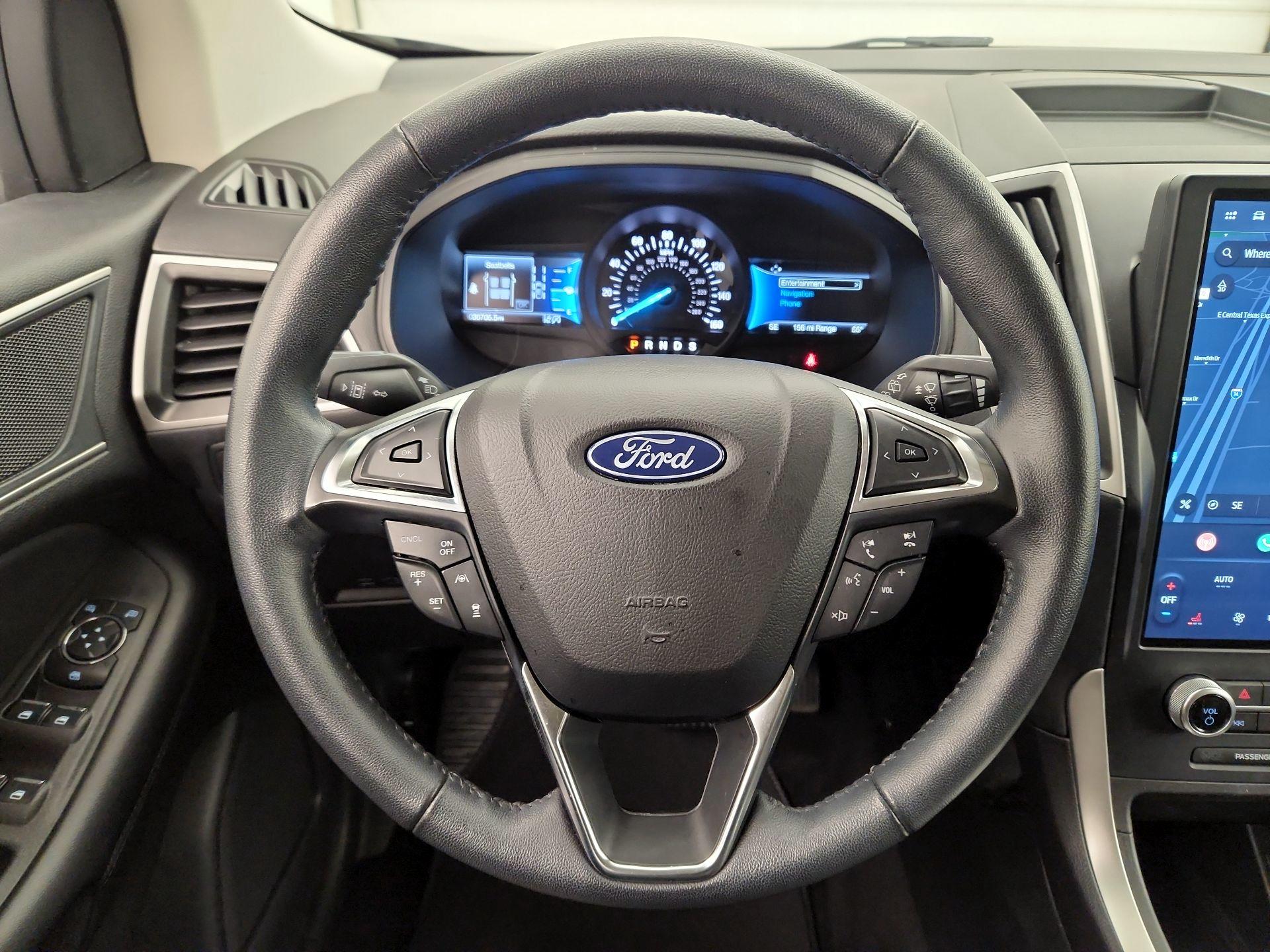 Thumbnail: 2023 Ford Edge - 10