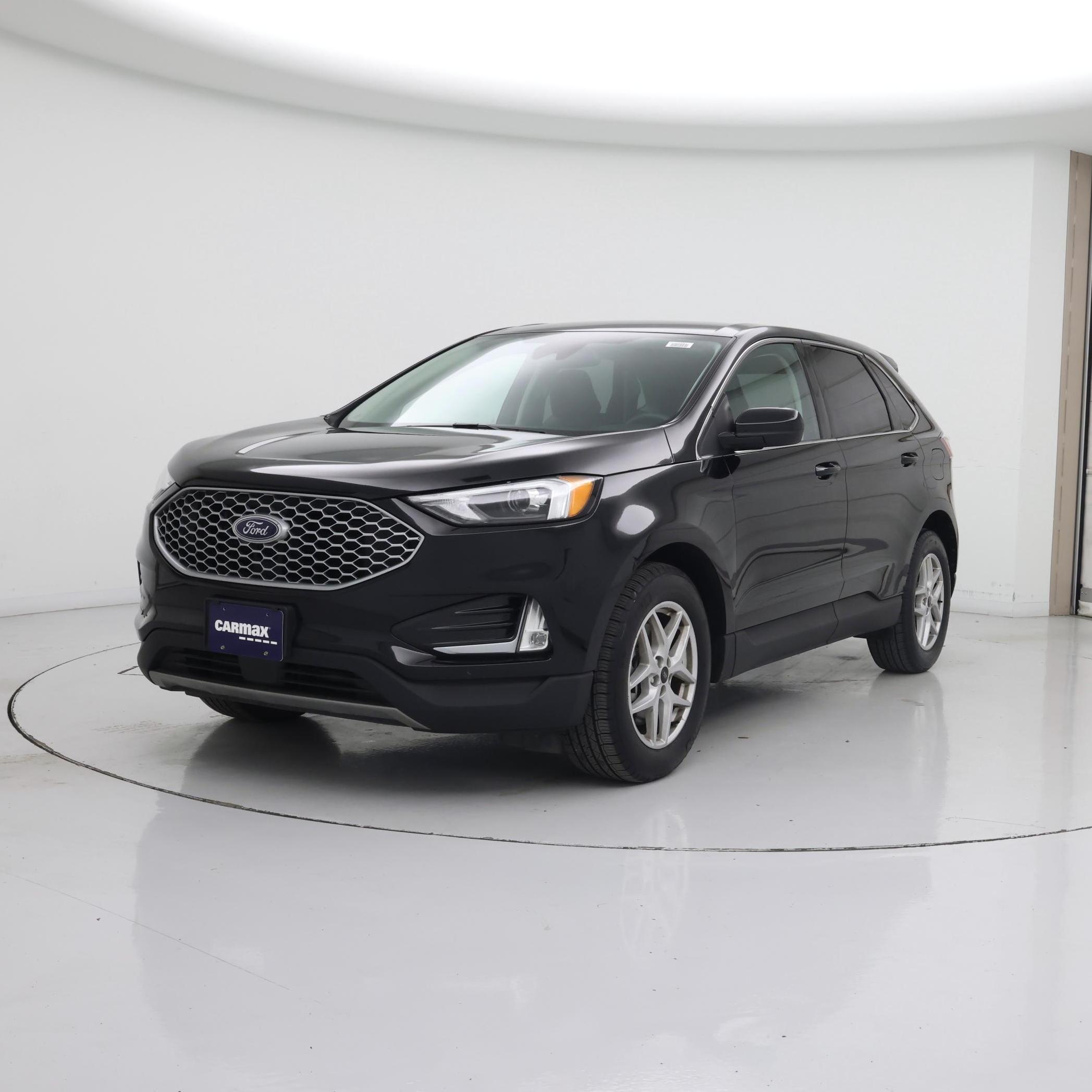 Thumbnail: 2023 Ford Edge - 4