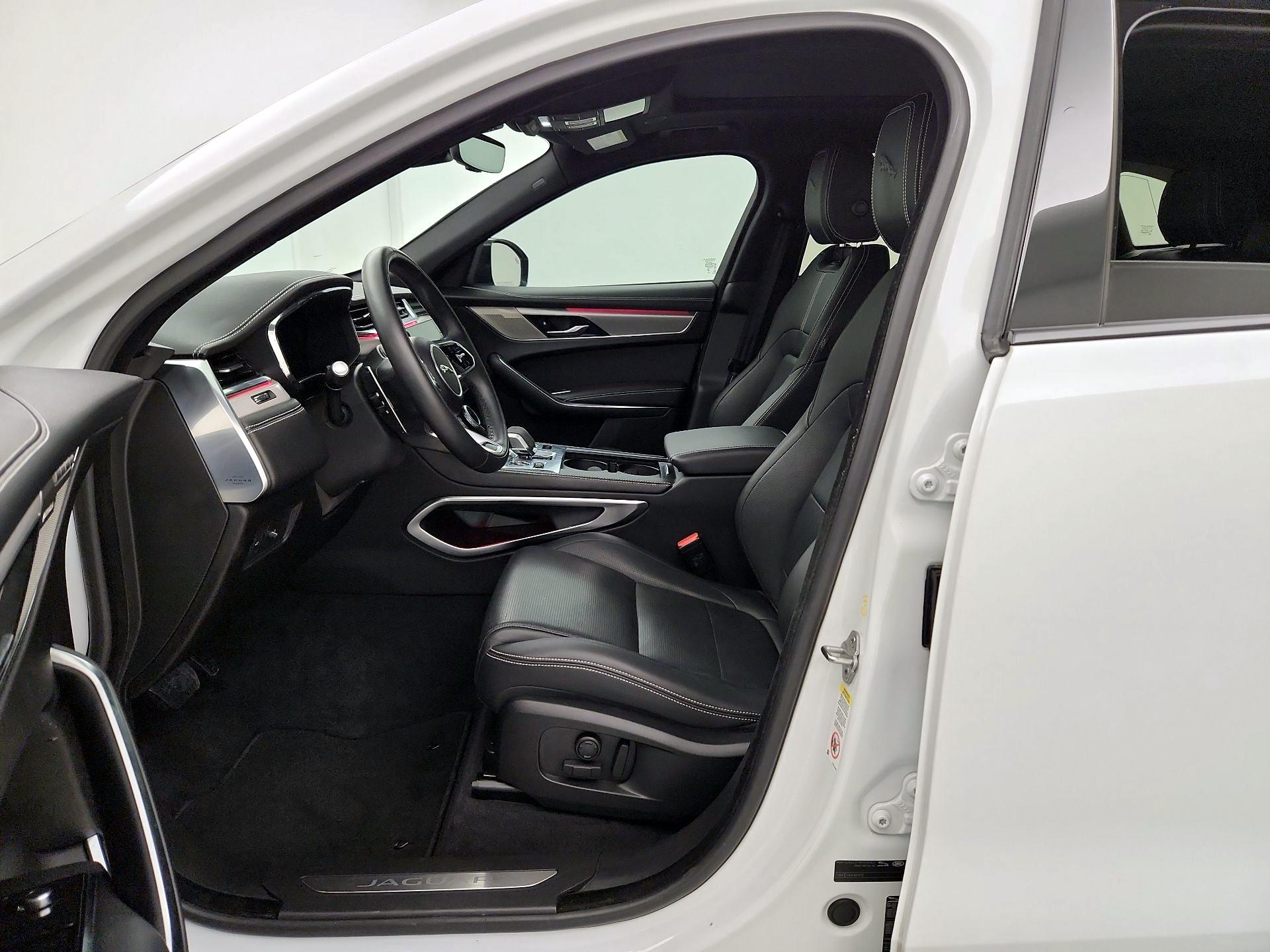 Thumbnail: 2024 Jaguar F-Pace - 11