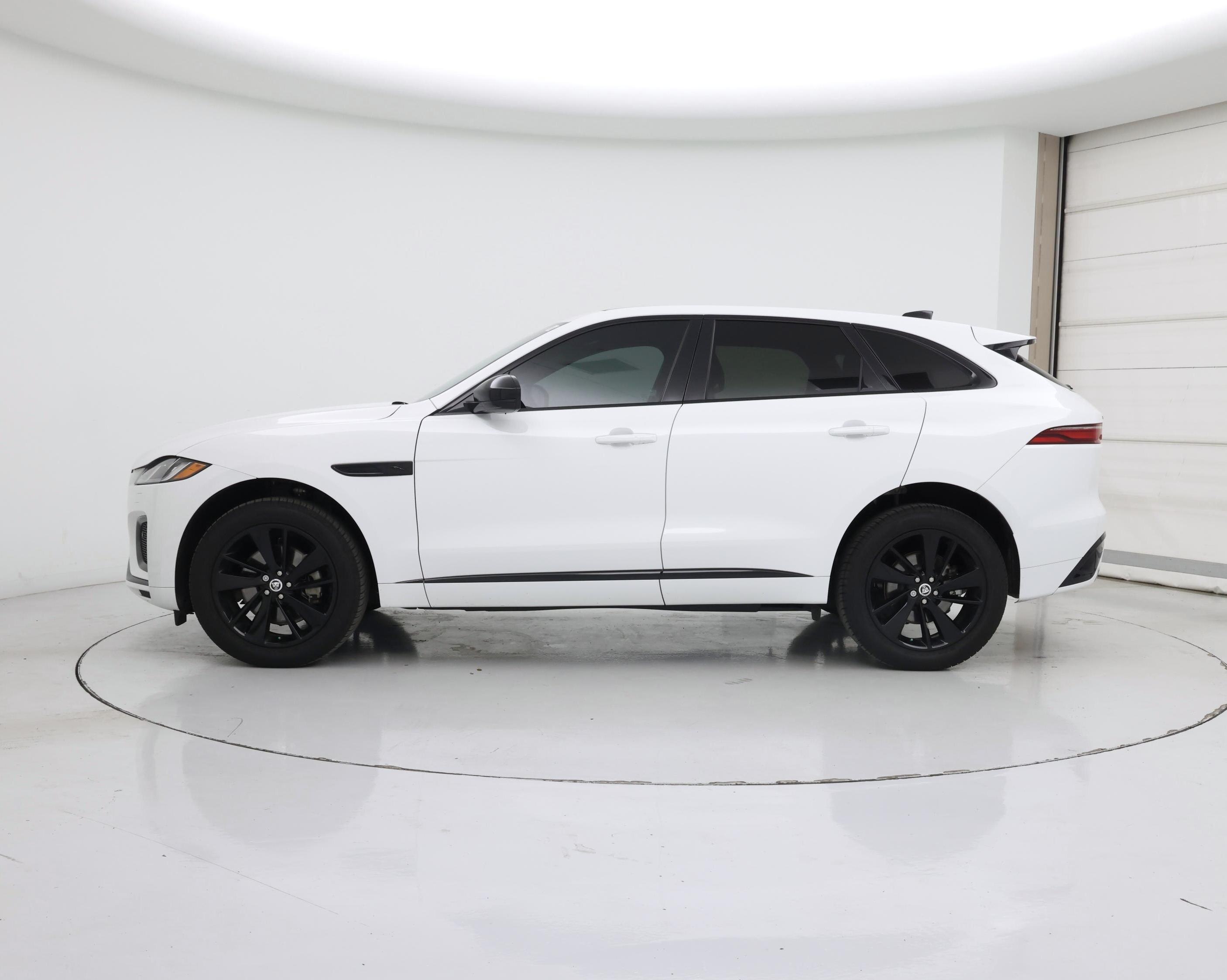 Thumbnail: 2024 Jaguar F-Pace - 3