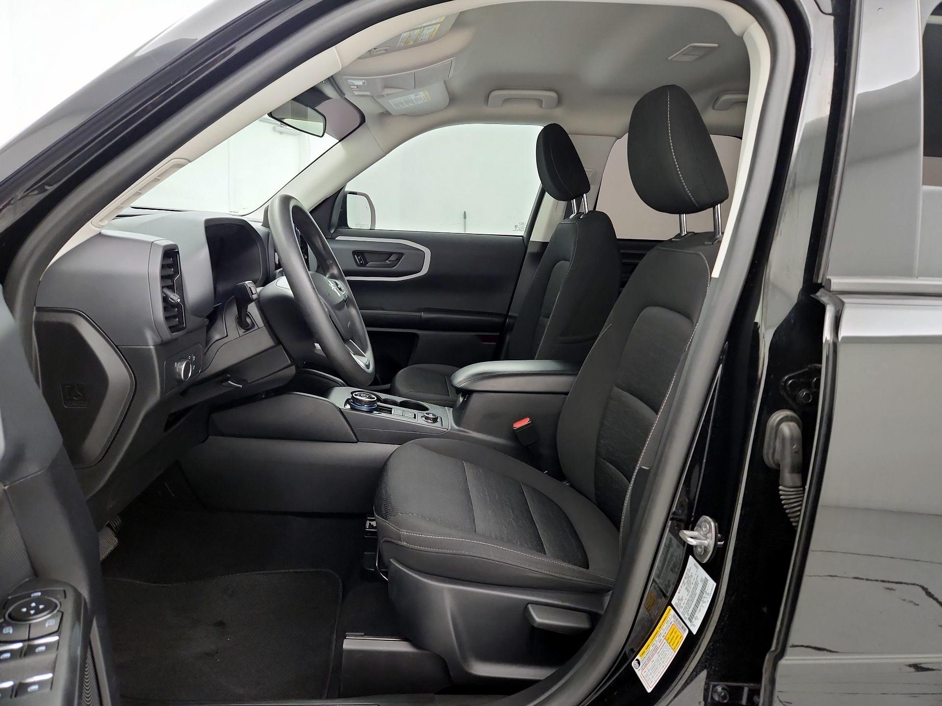 Thumbnail: 2022 Ford Bronco Sport - 11