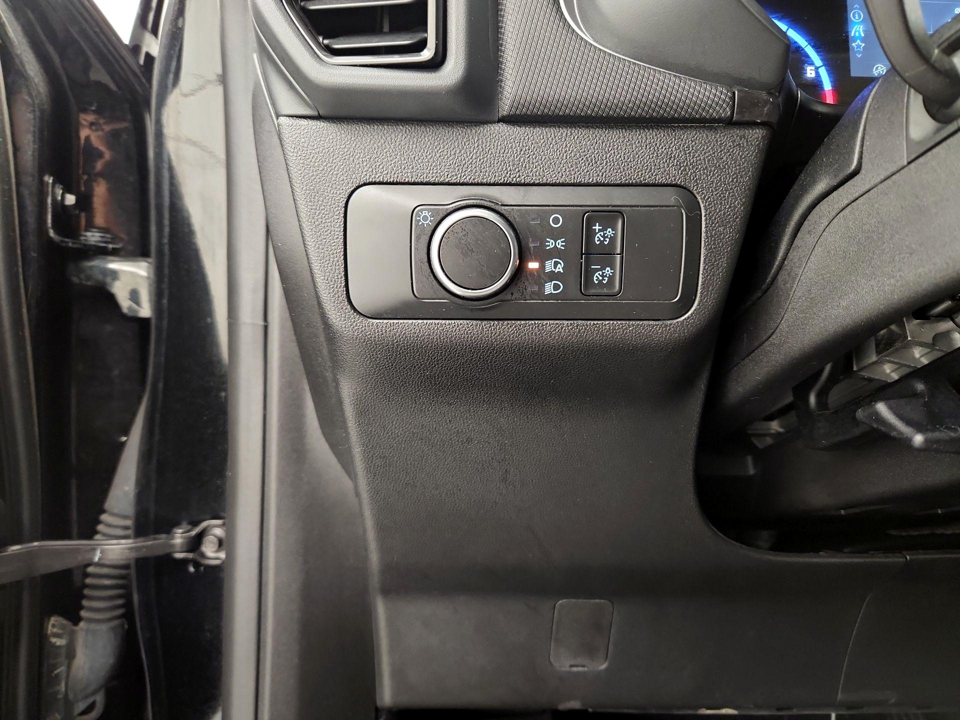 Thumbnail: 2022 Ford Bronco Sport - 13