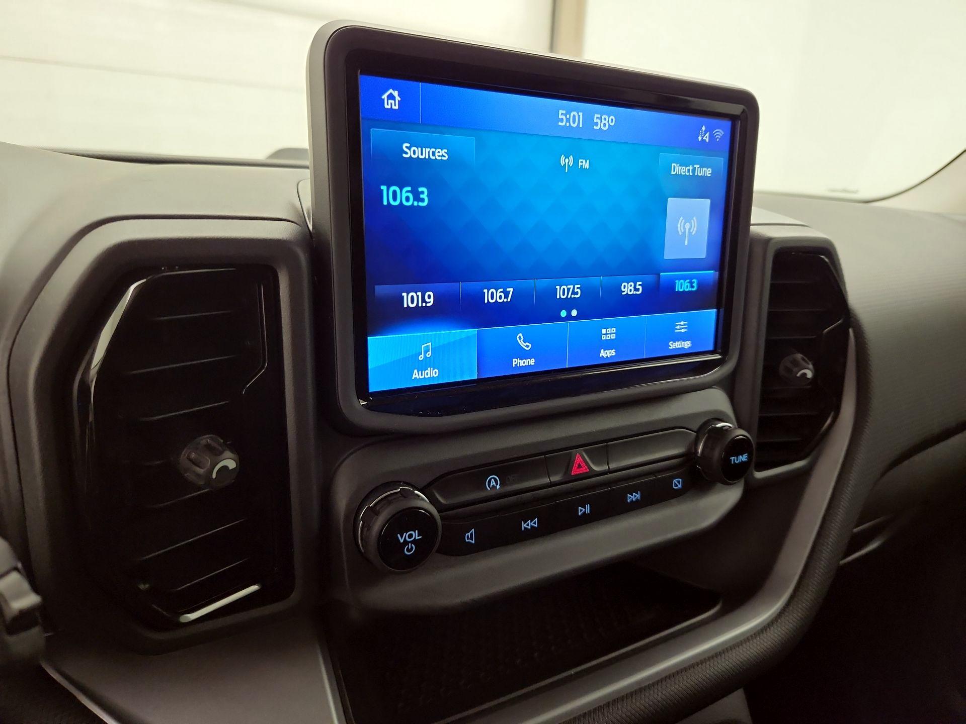 Thumbnail: 2022 Ford Bronco Sport - 15