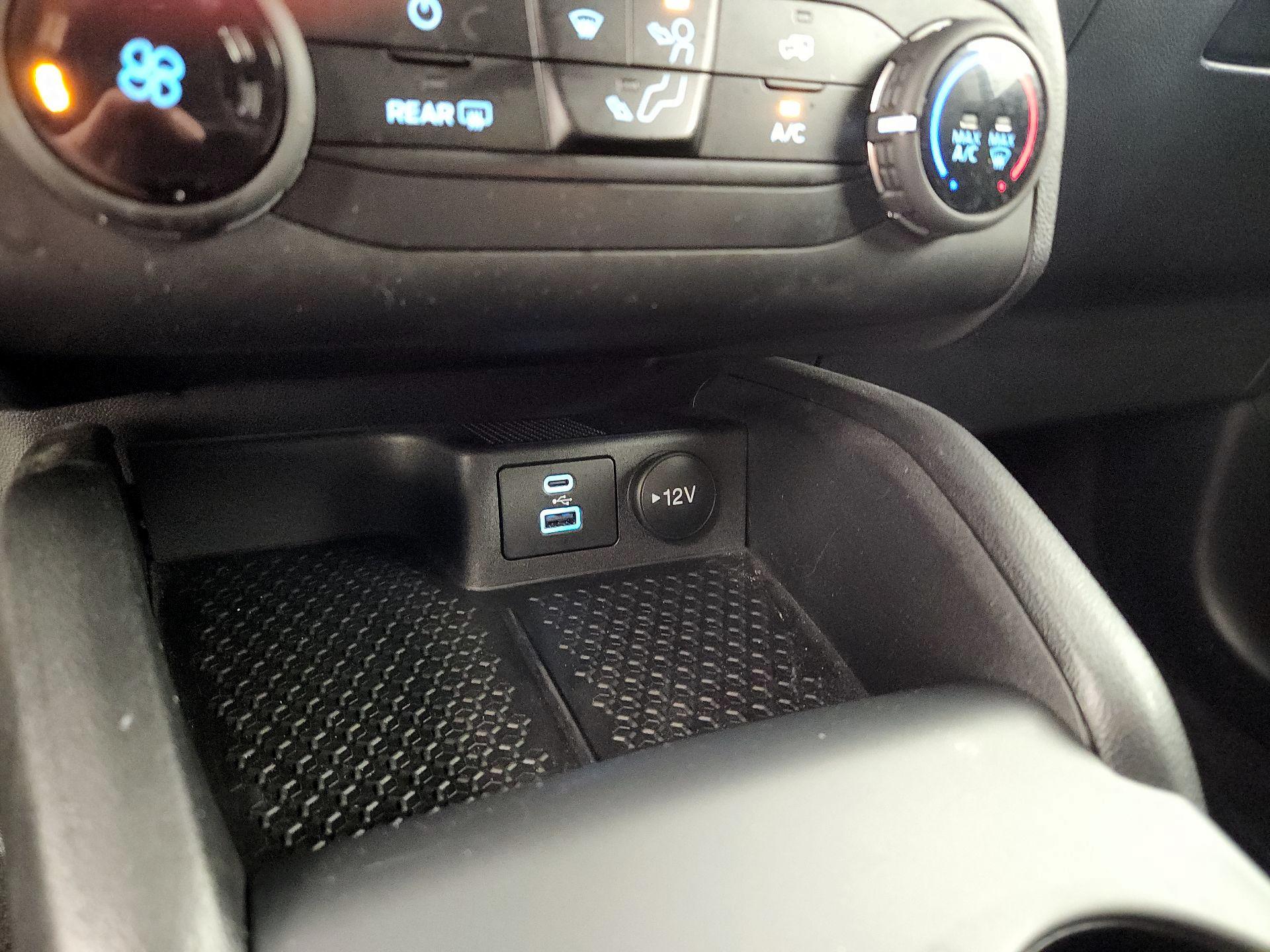 Thumbnail: 2022 Ford Bronco Sport - 18