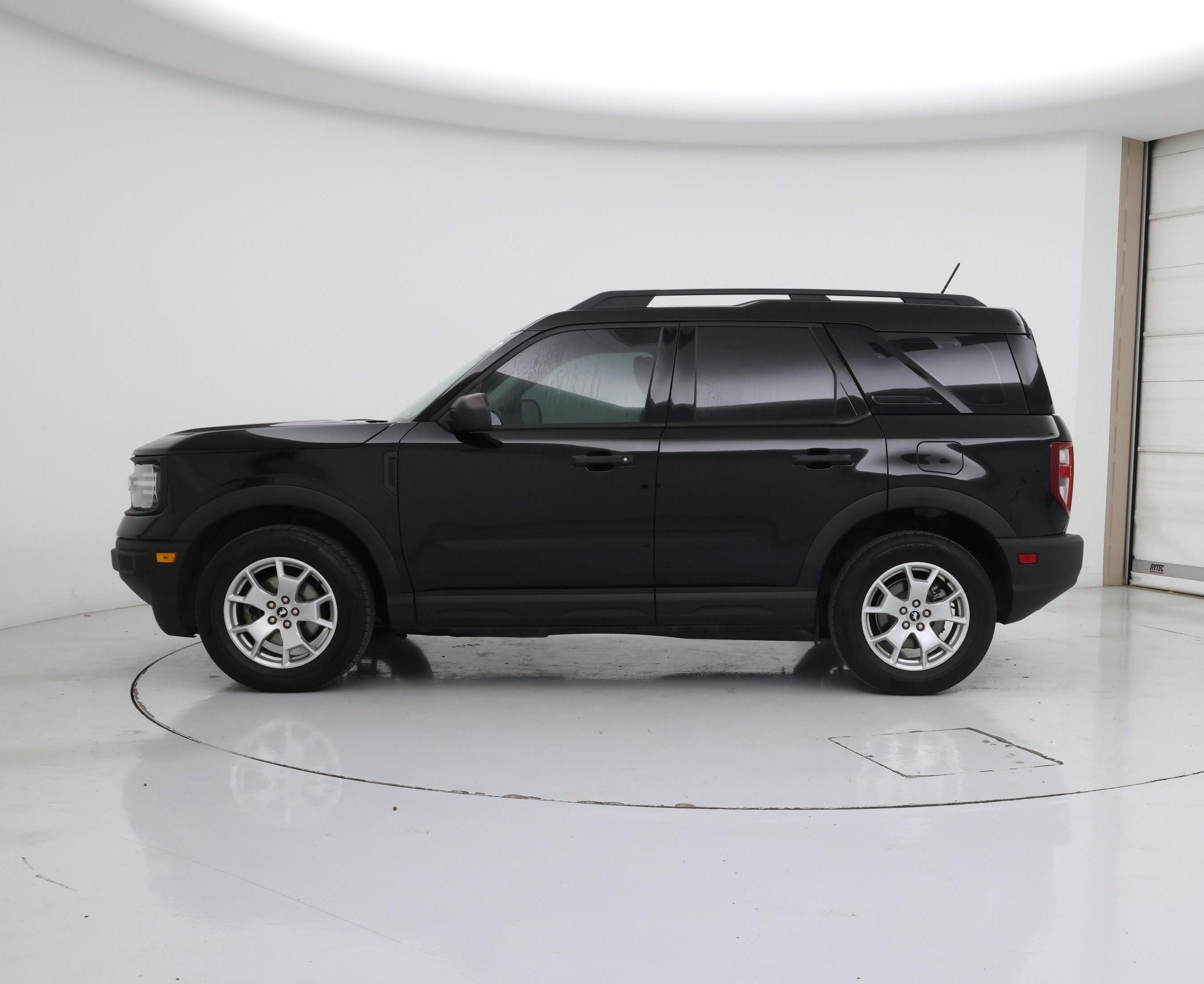 Thumbnail: 2022 Ford Bronco Sport - 3