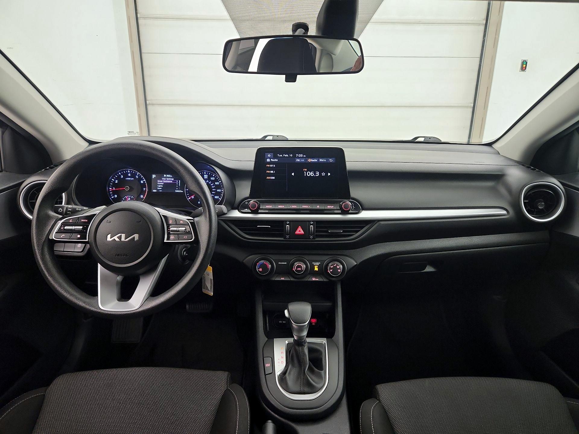 Thumbnail: 2024 Kia Forte - 9