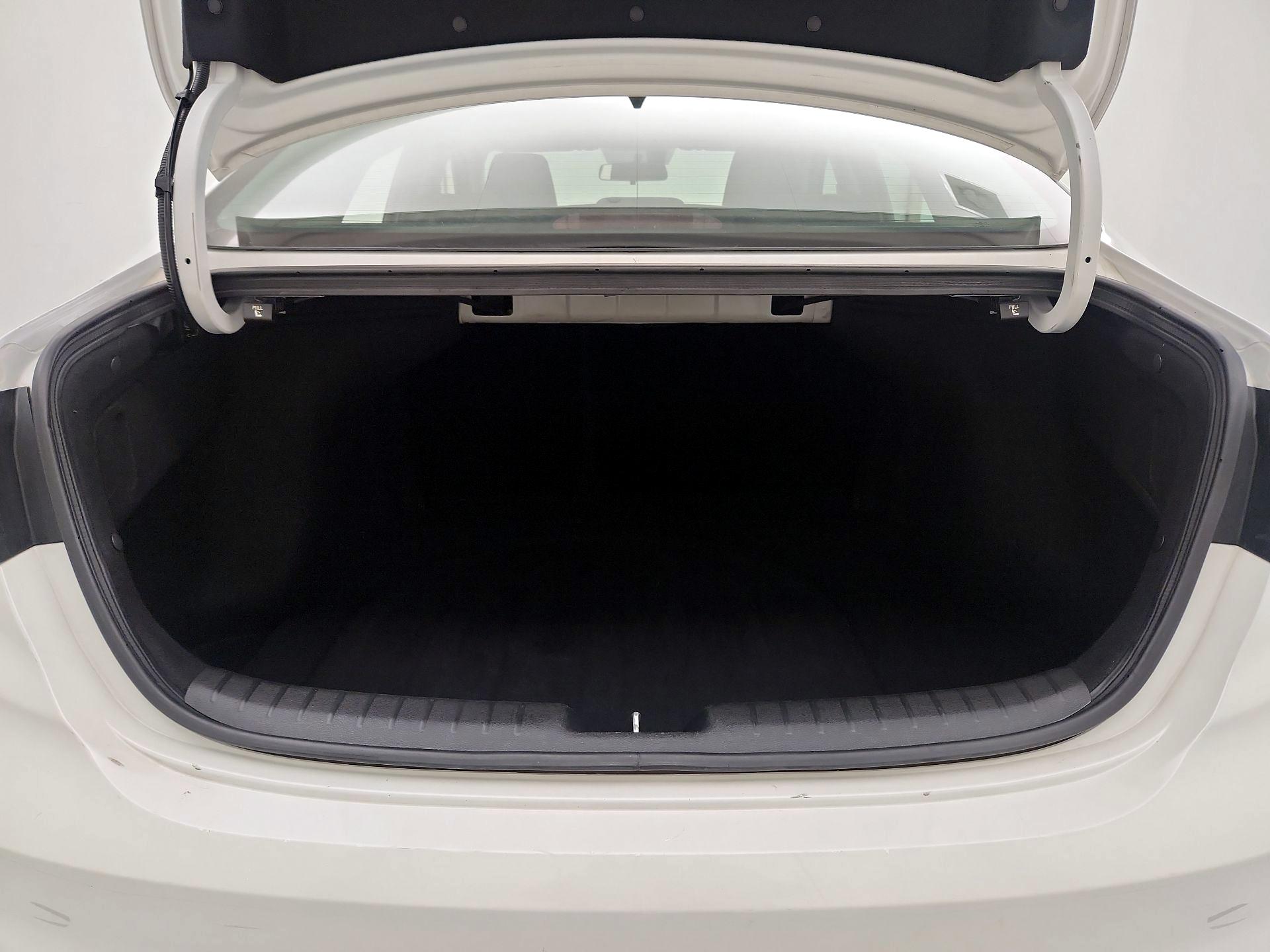 Thumbnail: 2024 Kia Forte - 20