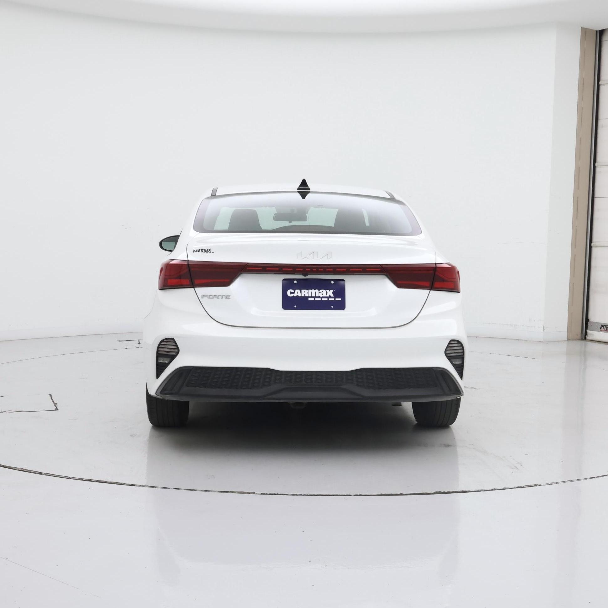 Thumbnail: 2024 Kia Forte - 6