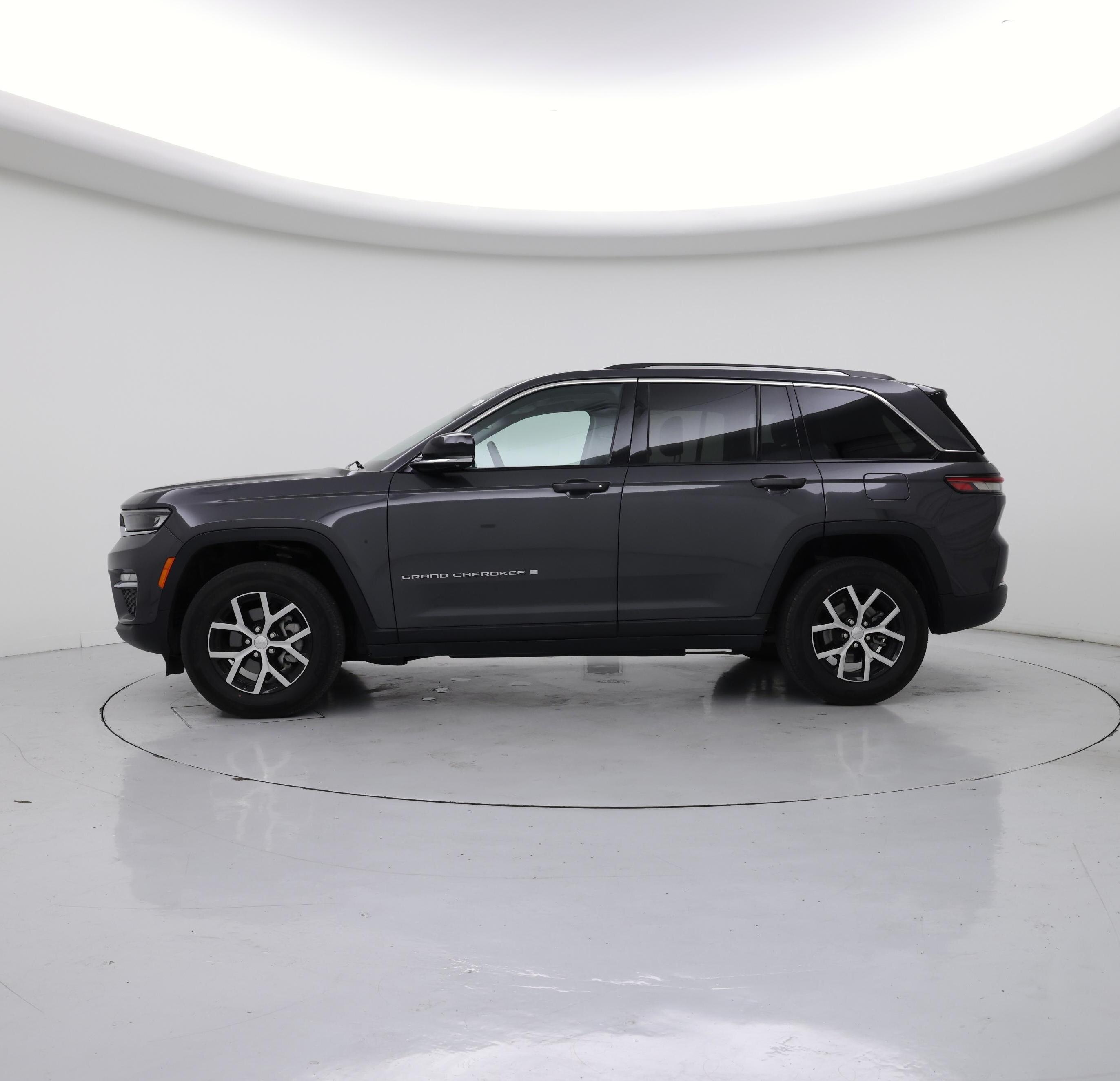 Thumbnail: 2023 Jeep Grand Cherokee - 3