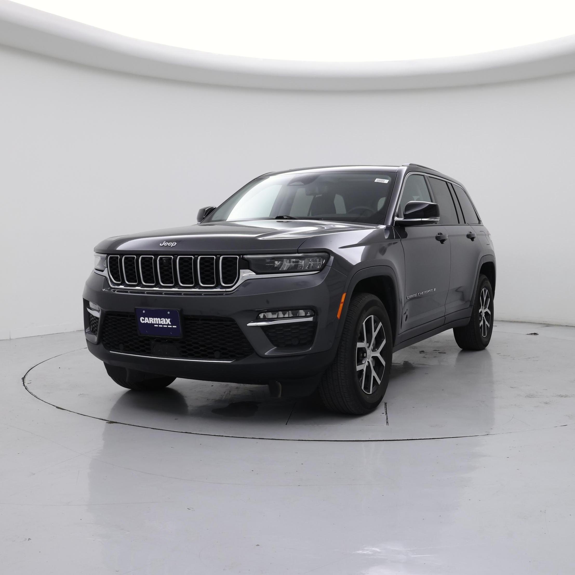 Thumbnail: 2023 Jeep Grand Cherokee - 4