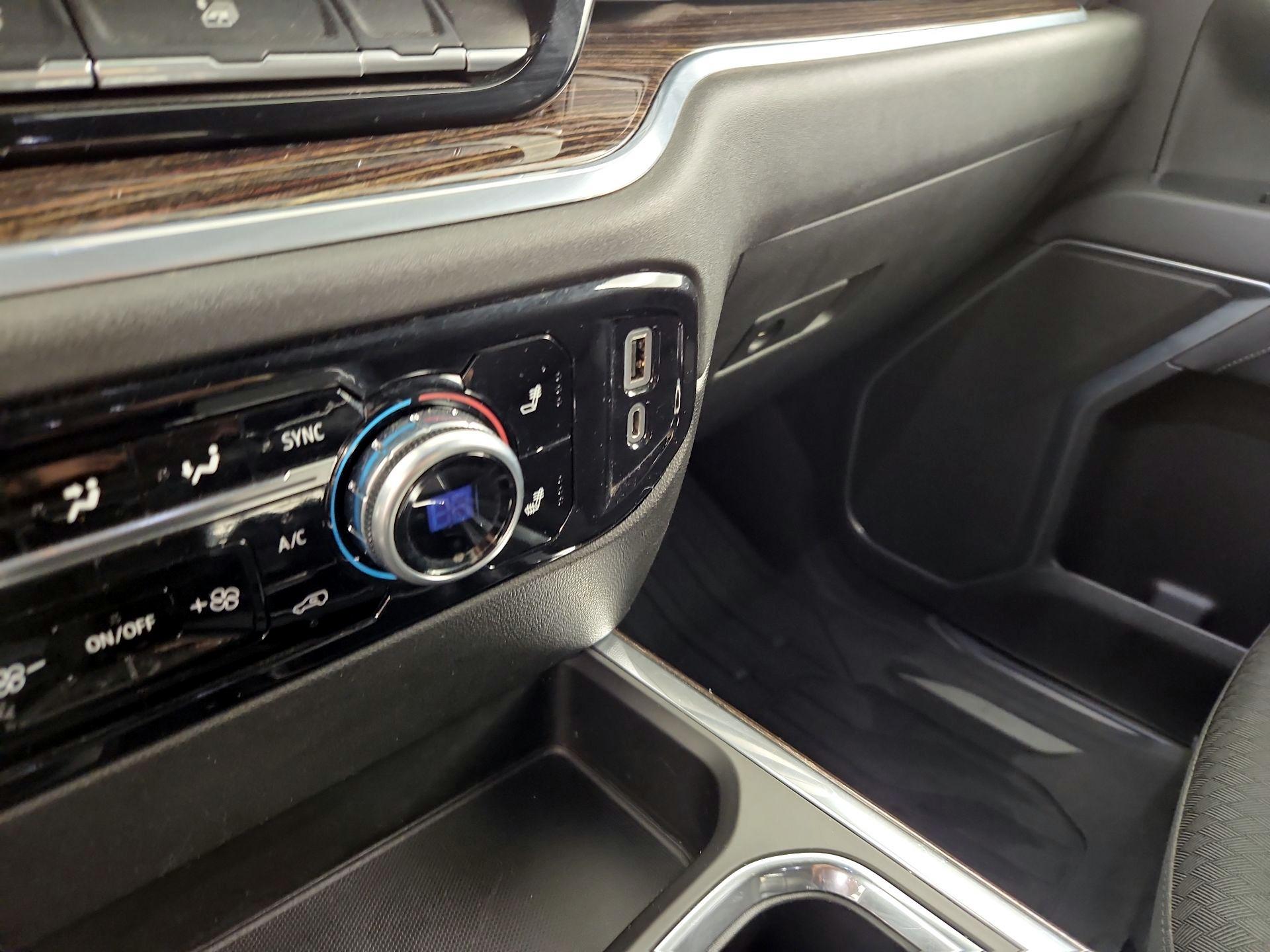 Thumbnail: 2022 GMC Sierra 1500 - 18