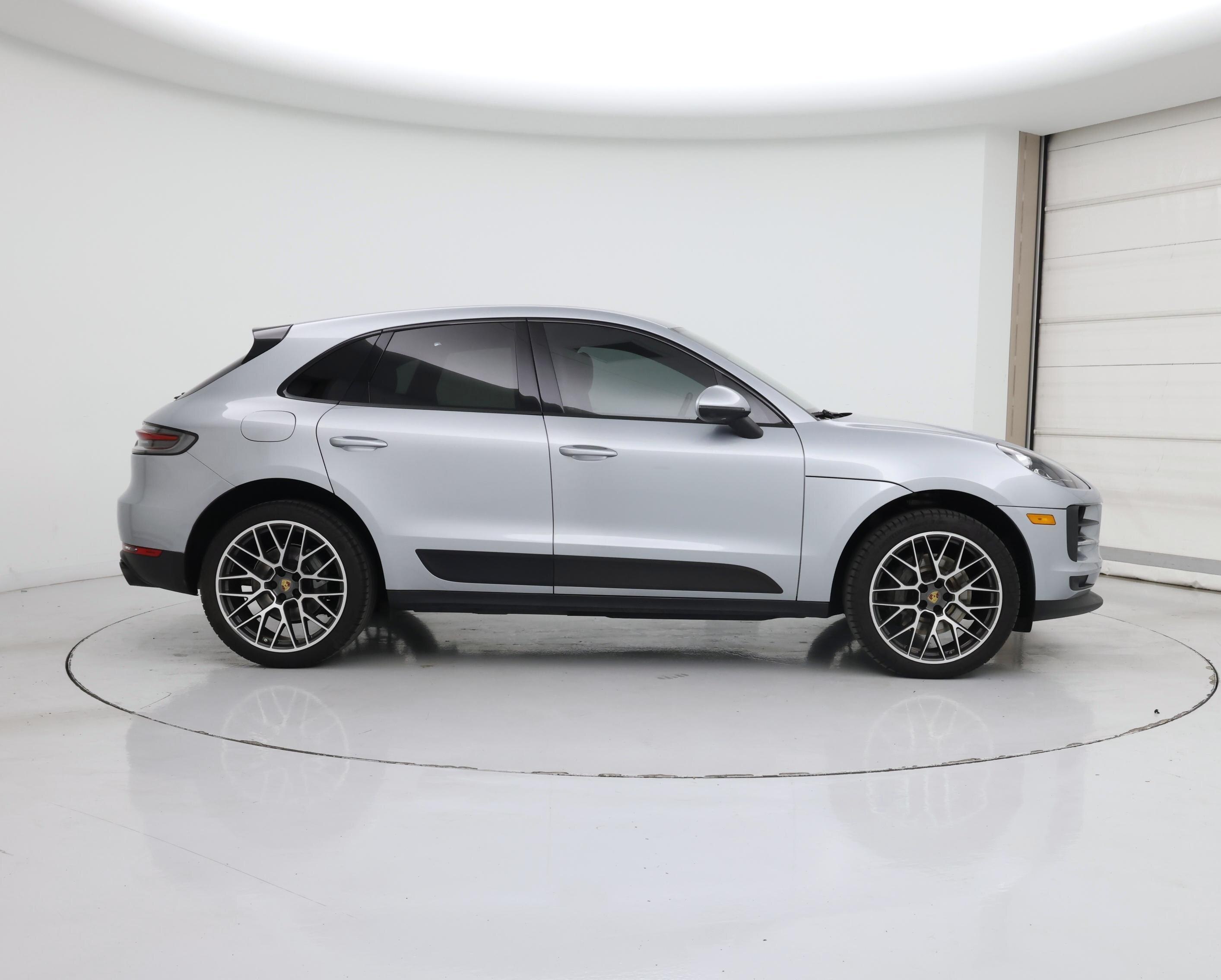 Thumbnail: 2021 Porsche Macan - 7