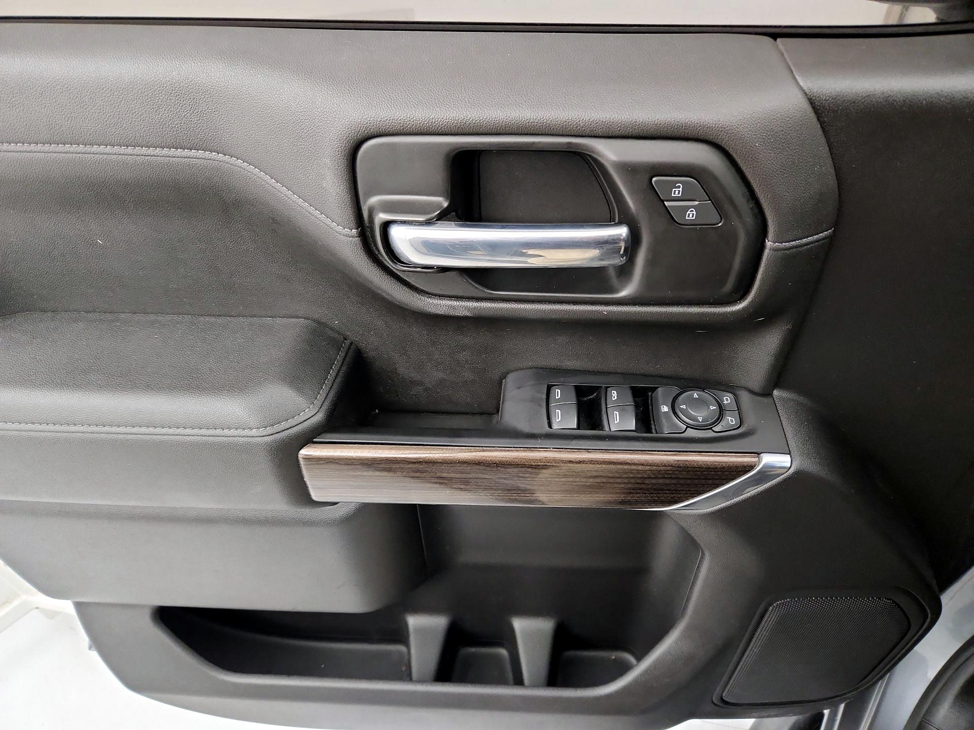 Thumbnail: 2021 Chevrolet Silverado 1500 - 12