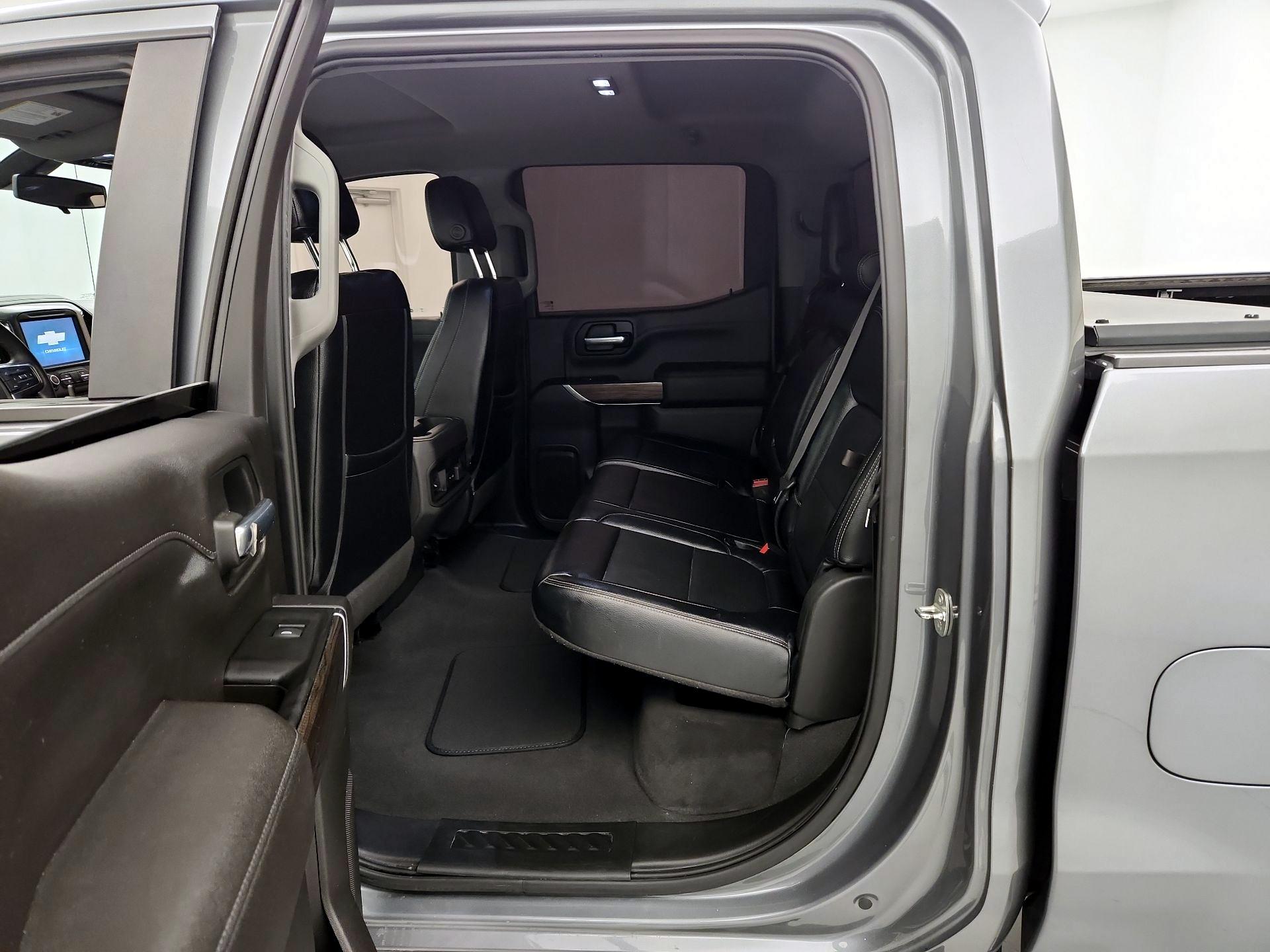 Thumbnail: 2021 Chevrolet Silverado 1500 - 19