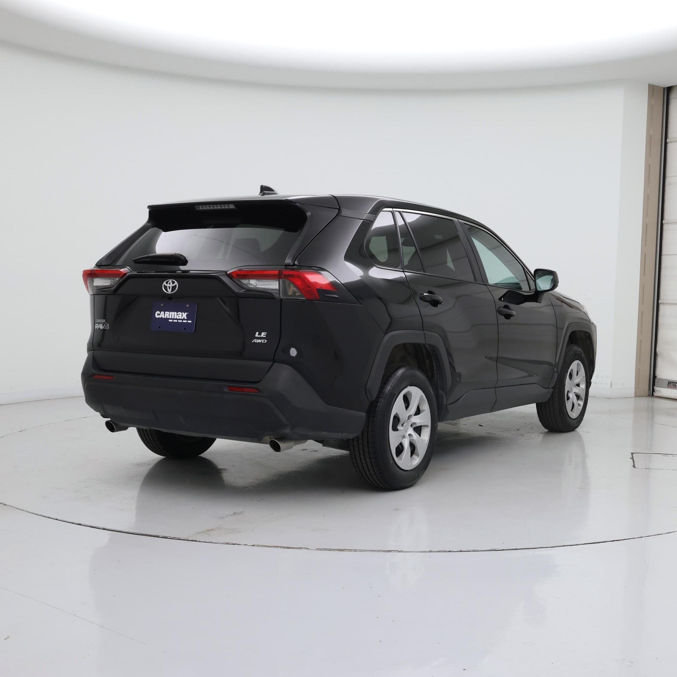 Thumbnail: 2024 Toyota RAV4 - 8