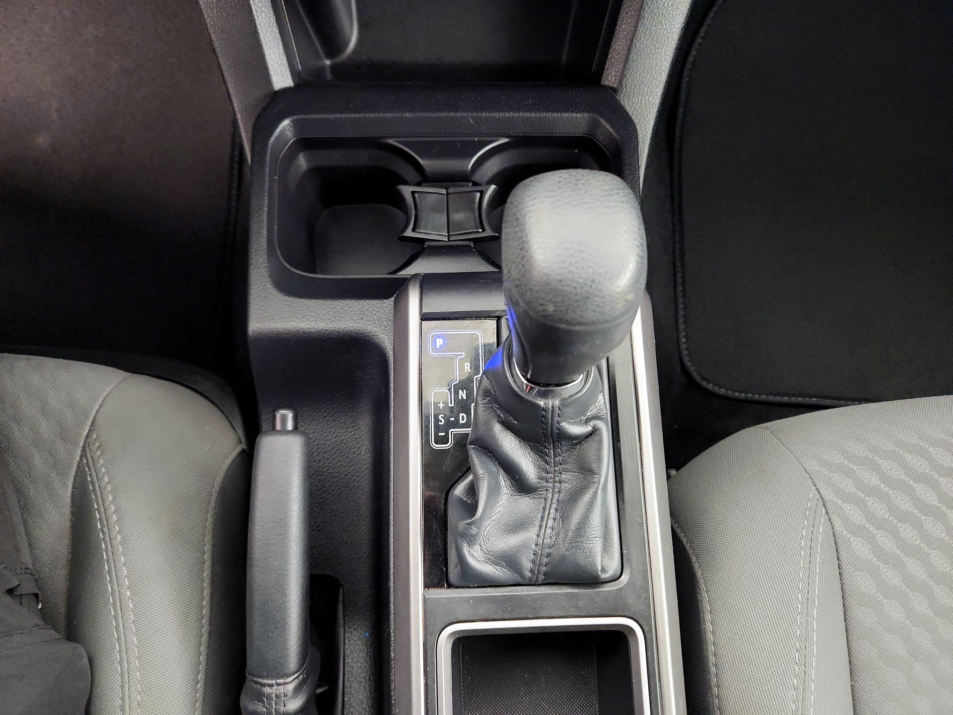 Thumbnail: 2021 Toyota Tacoma - 17