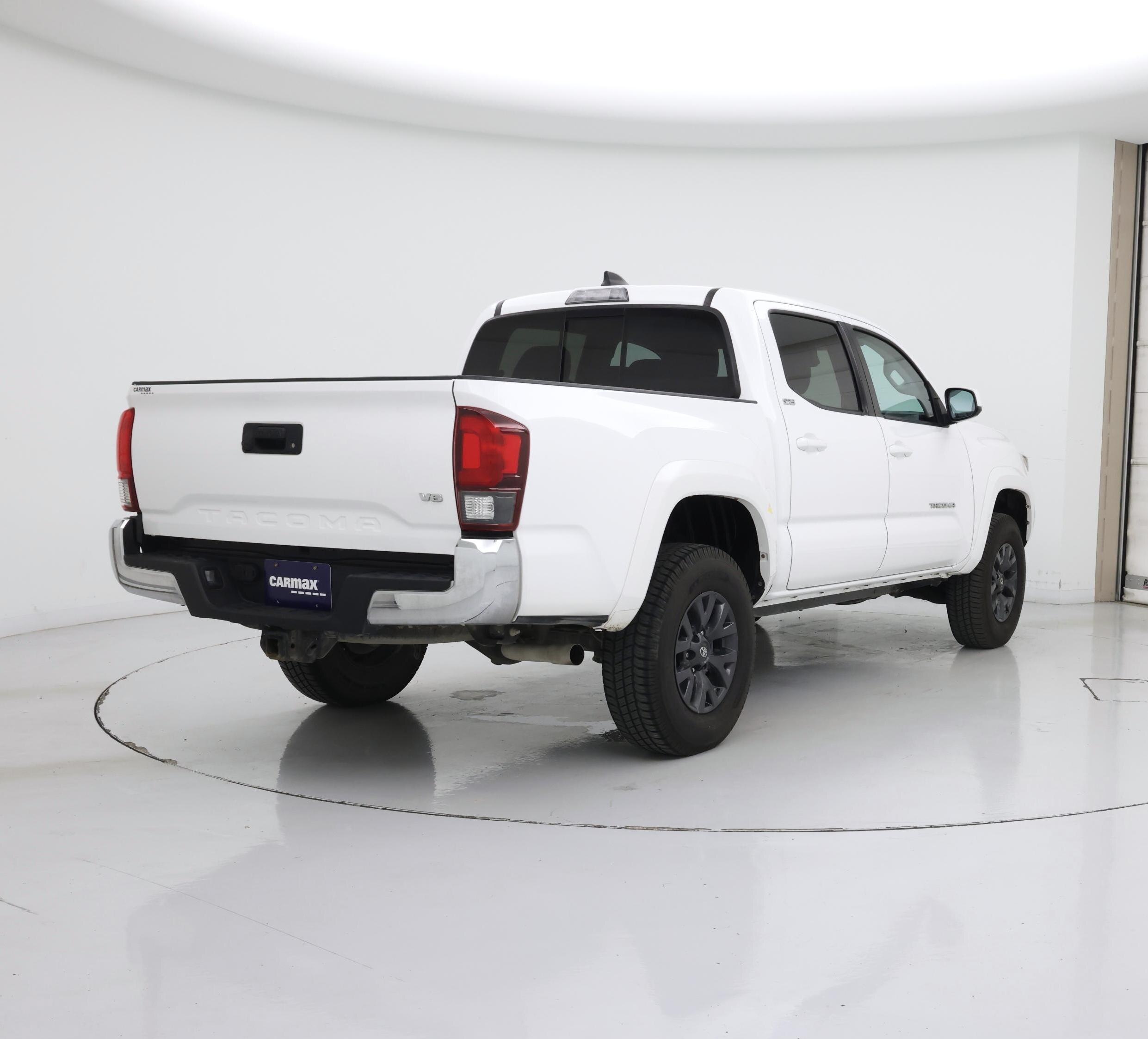 Thumbnail: 2021 Toyota Tacoma - 8