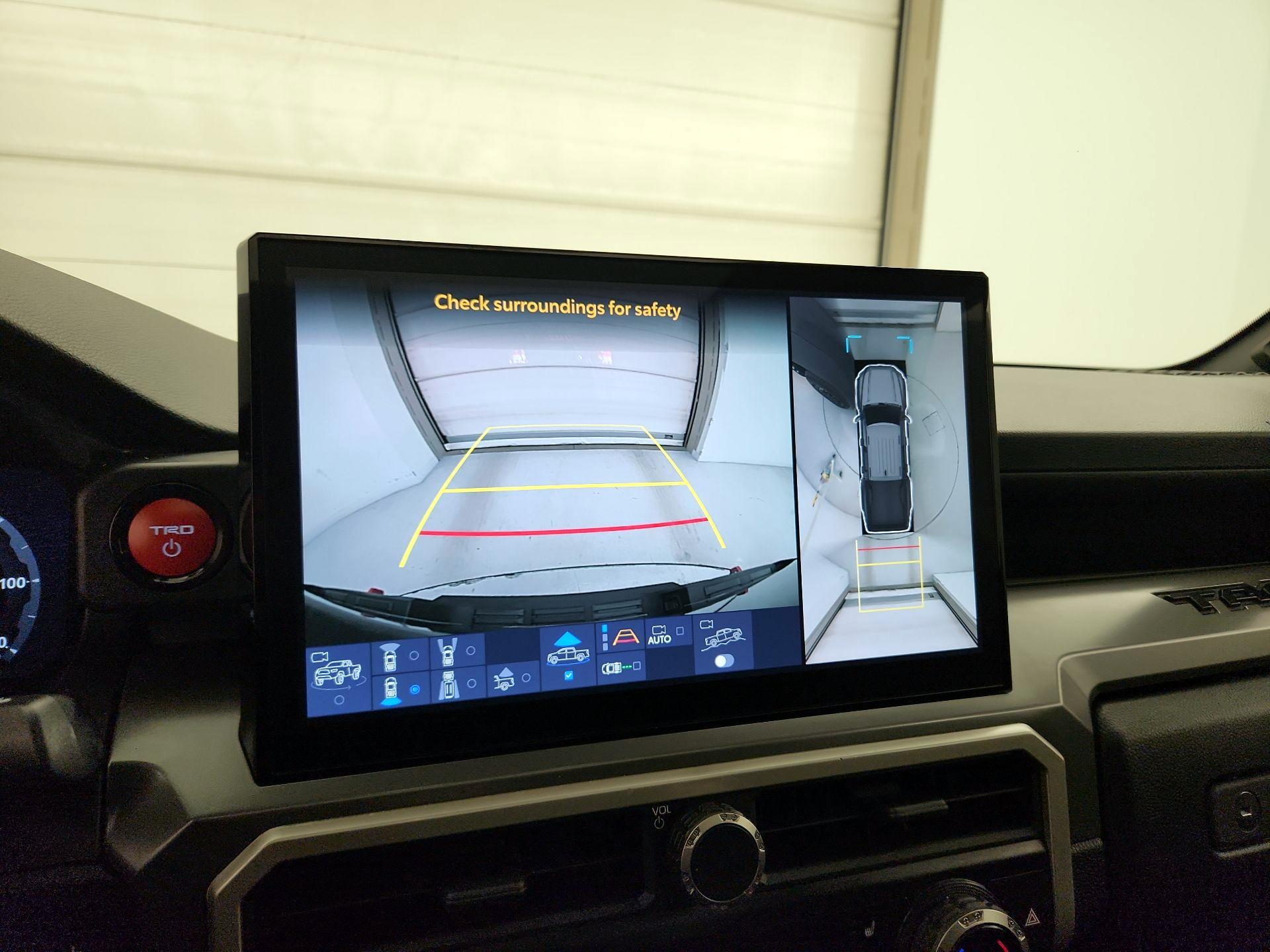 Thumbnail: 2024 Toyota Tacoma - 15