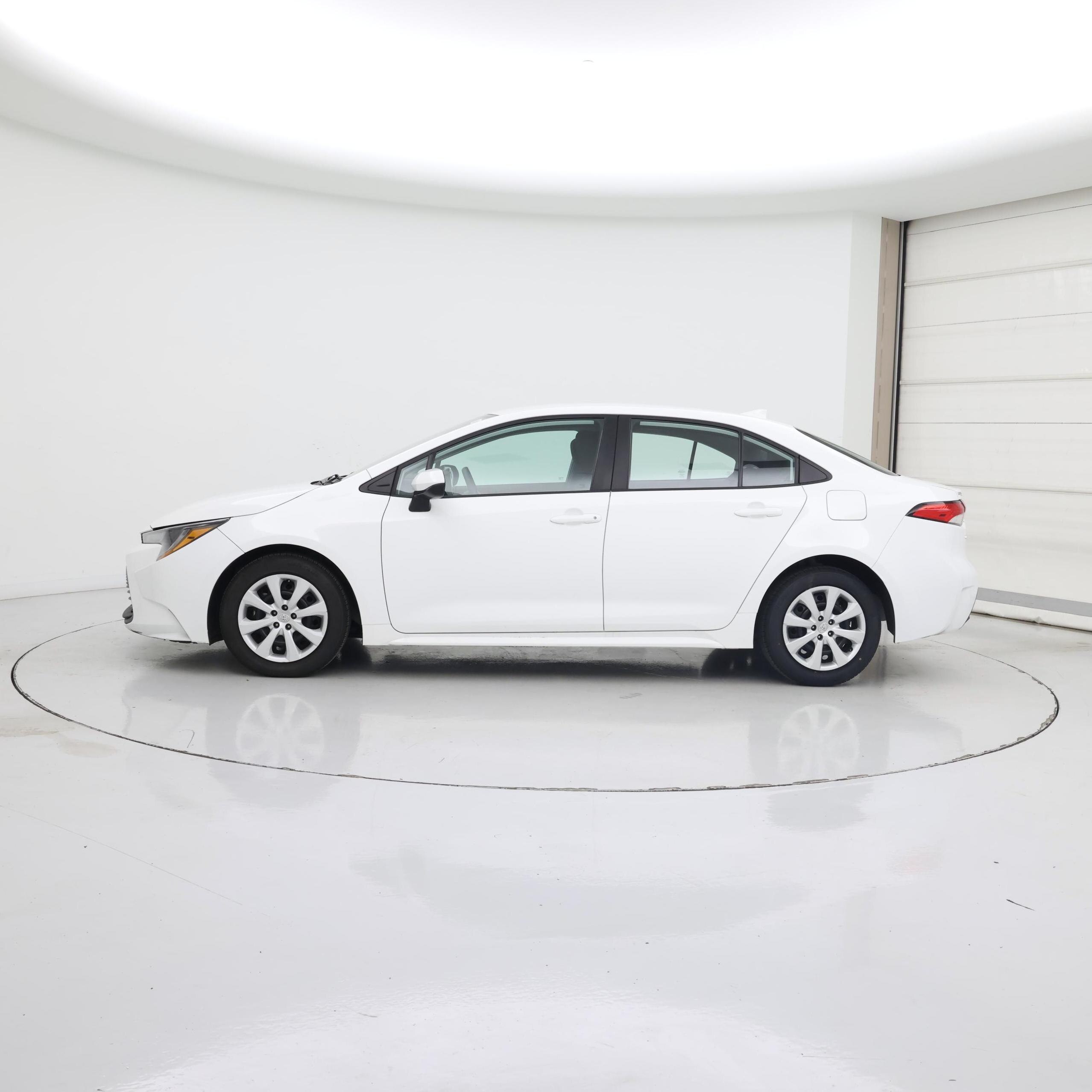 Thumbnail: 2024 Toyota Corolla - 3