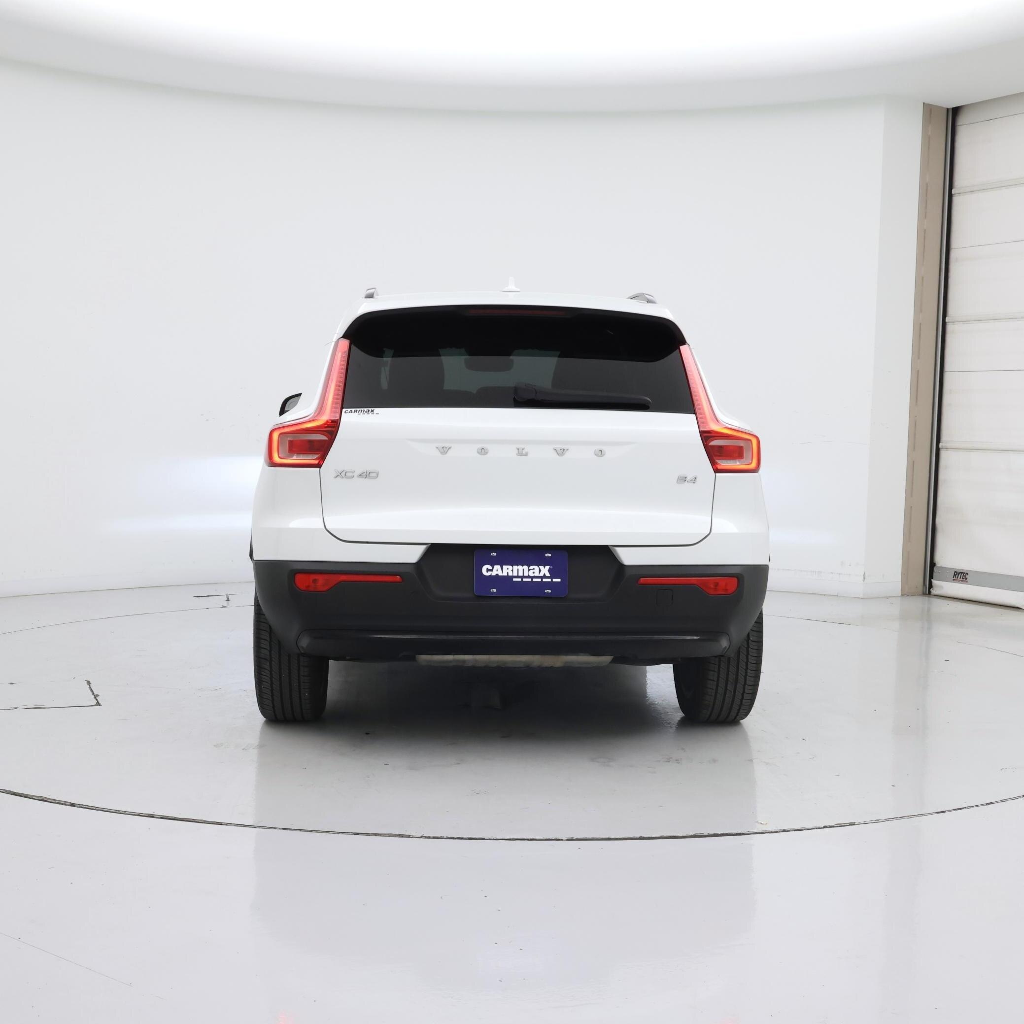 Thumbnail: 2023 Volvo XC40 - 6