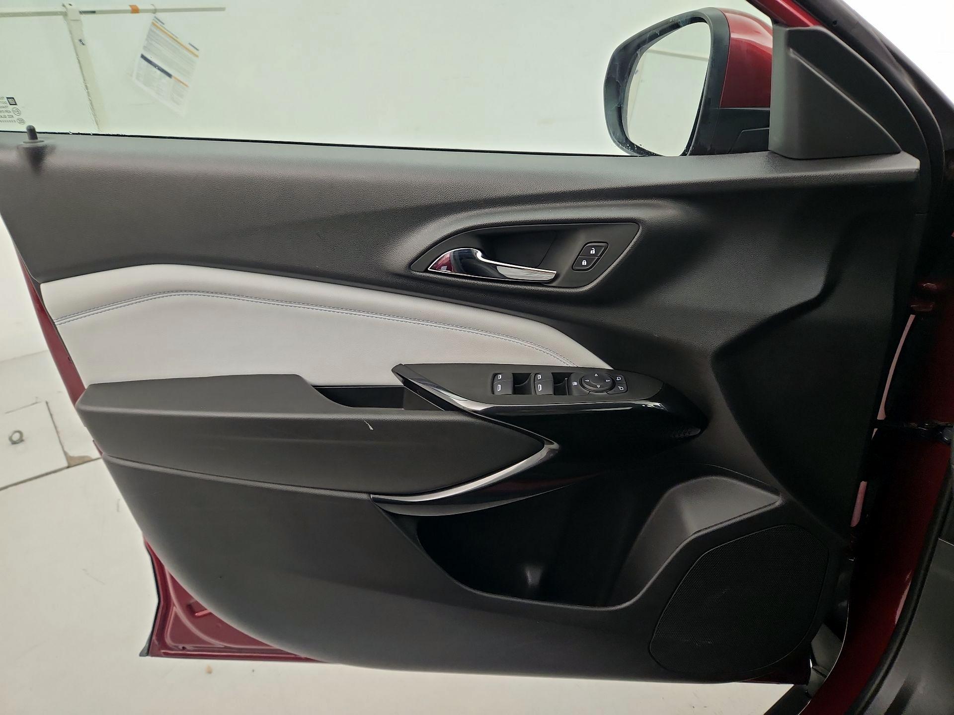 Thumbnail: 2025 Chevrolet Trax - 12