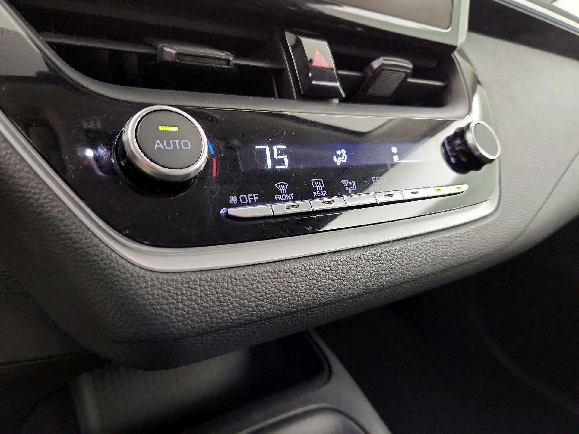 Thumbnail: 2024 Toyota Corolla - 16