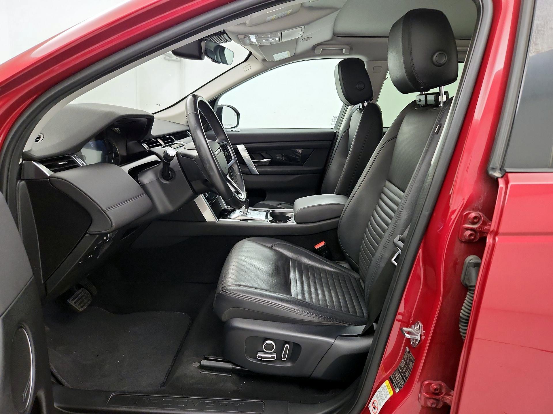 Thumbnail: 2021 Land Rover Discovery Sport - 11