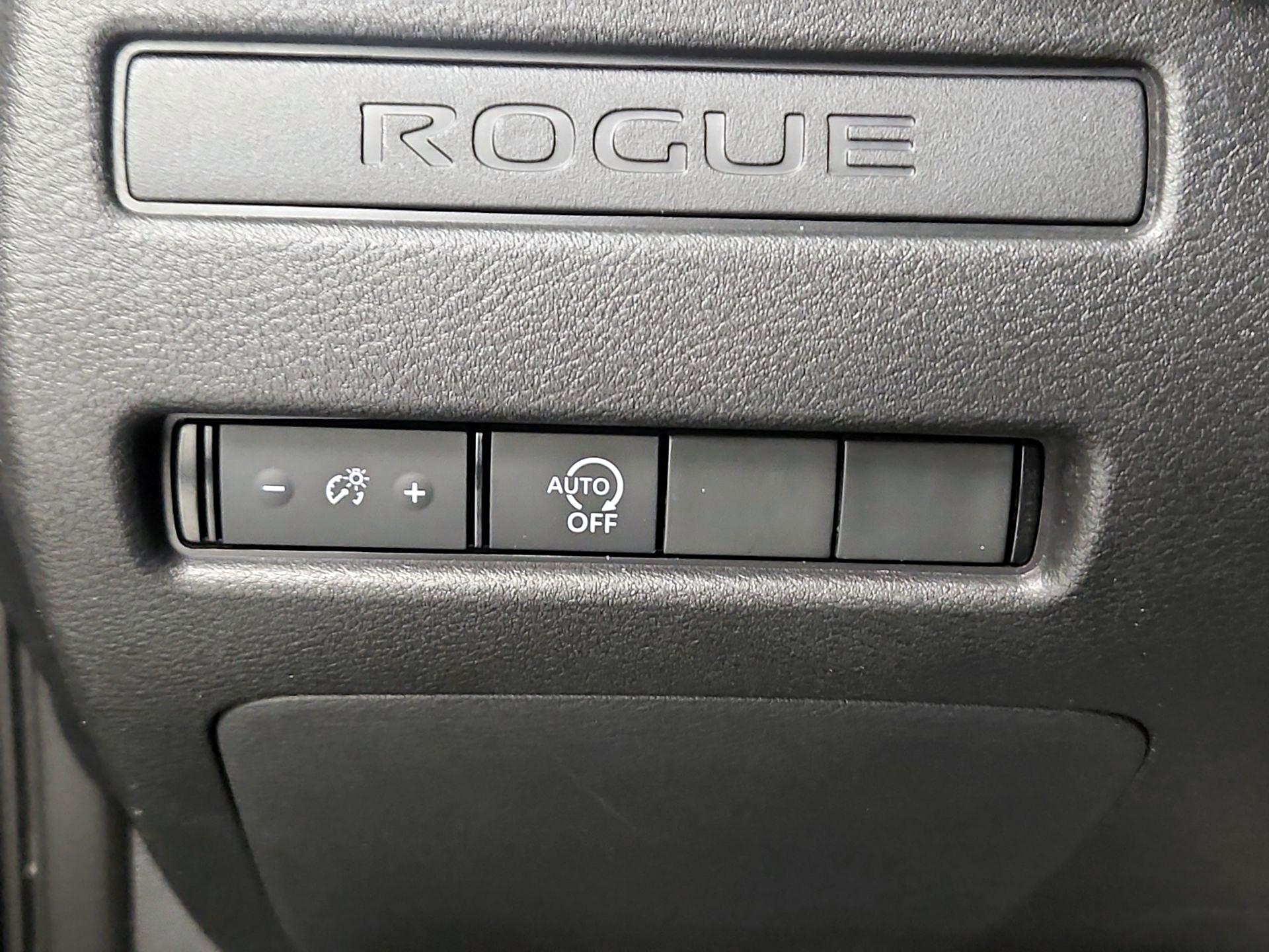 Thumbnail: 2023 Nissan Rogue - 13