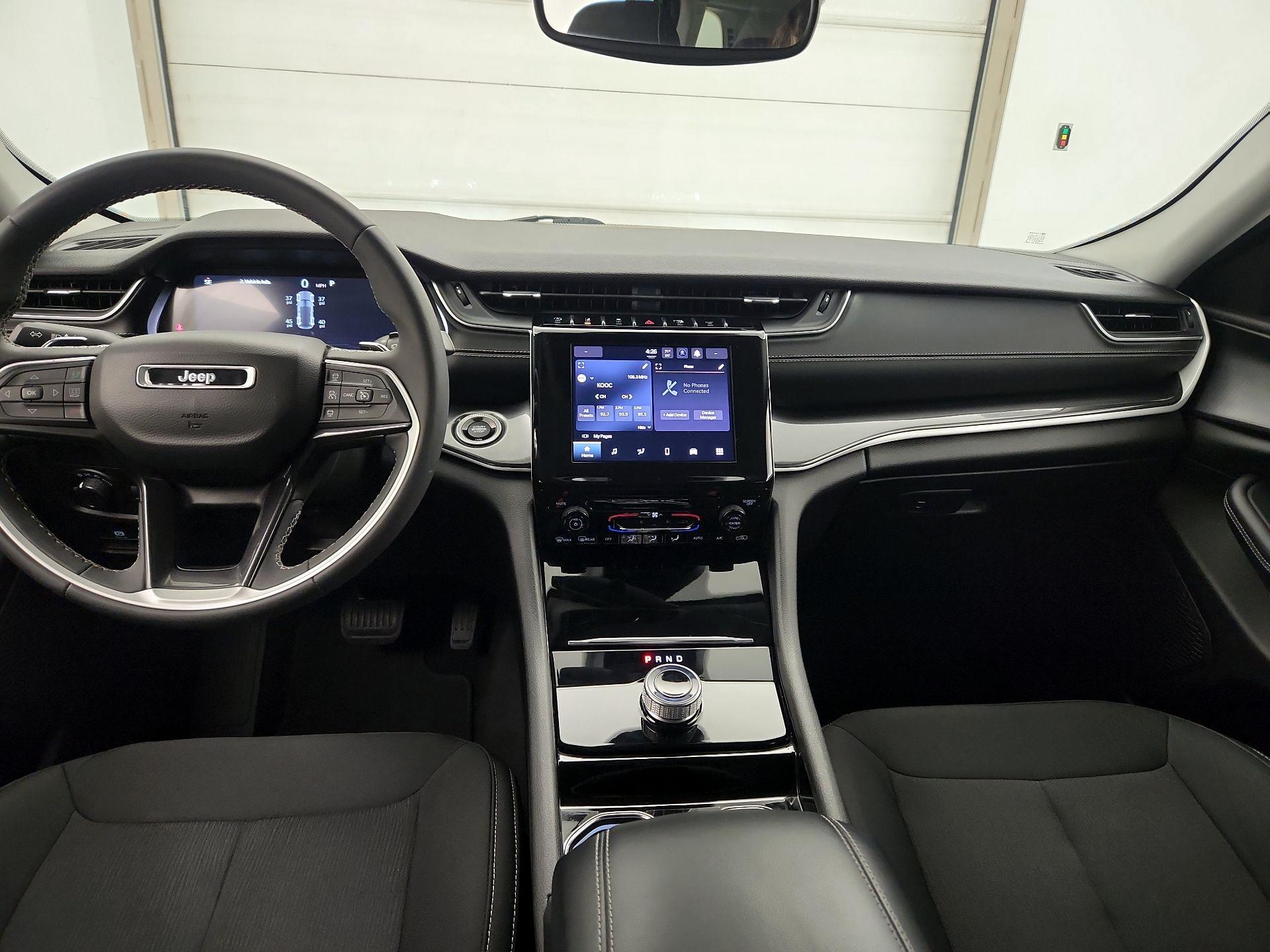 Thumbnail: 2023 Jeep Grand Cherokee - 9