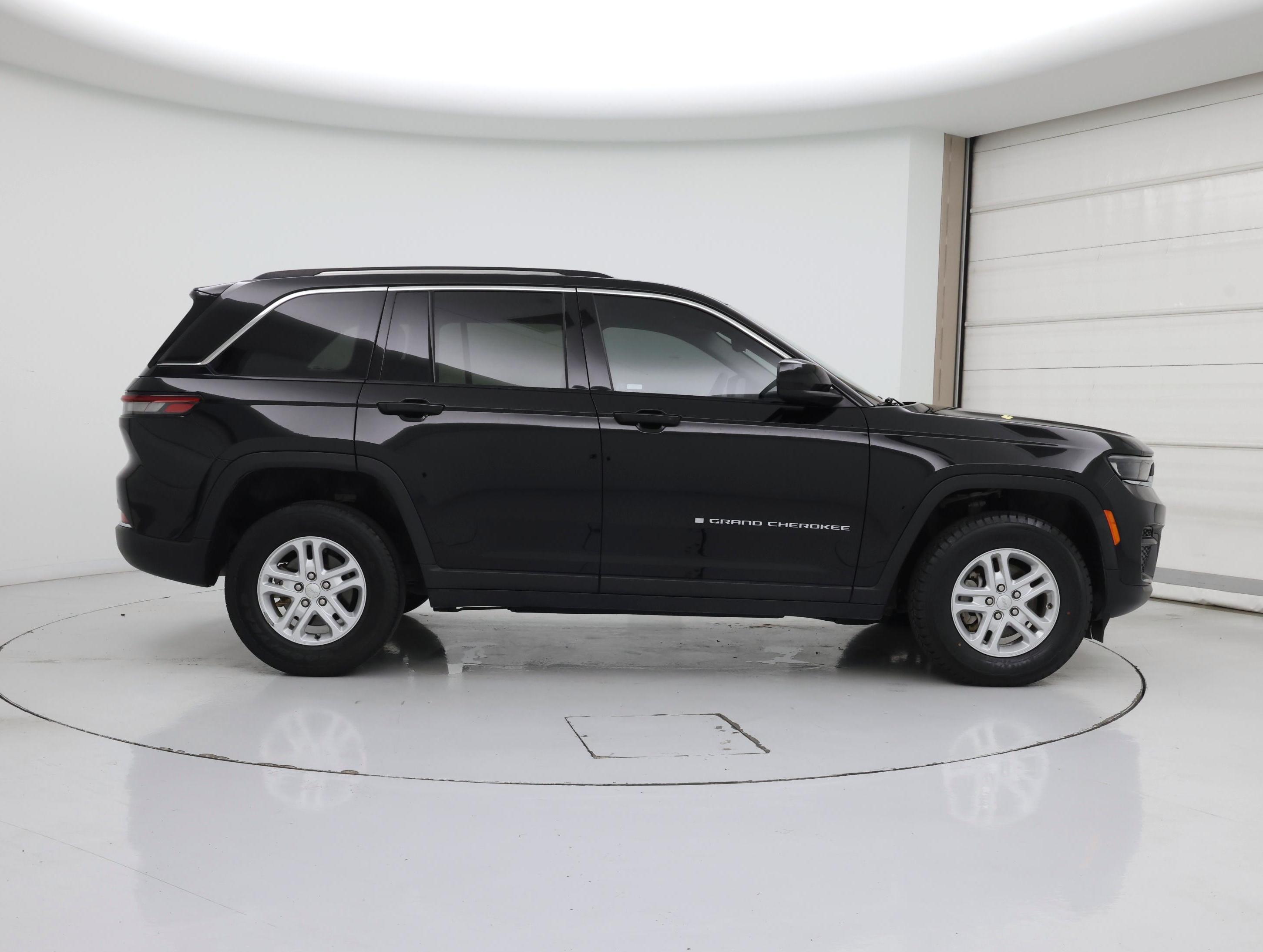 Thumbnail: 2023 Jeep Grand Cherokee - 7