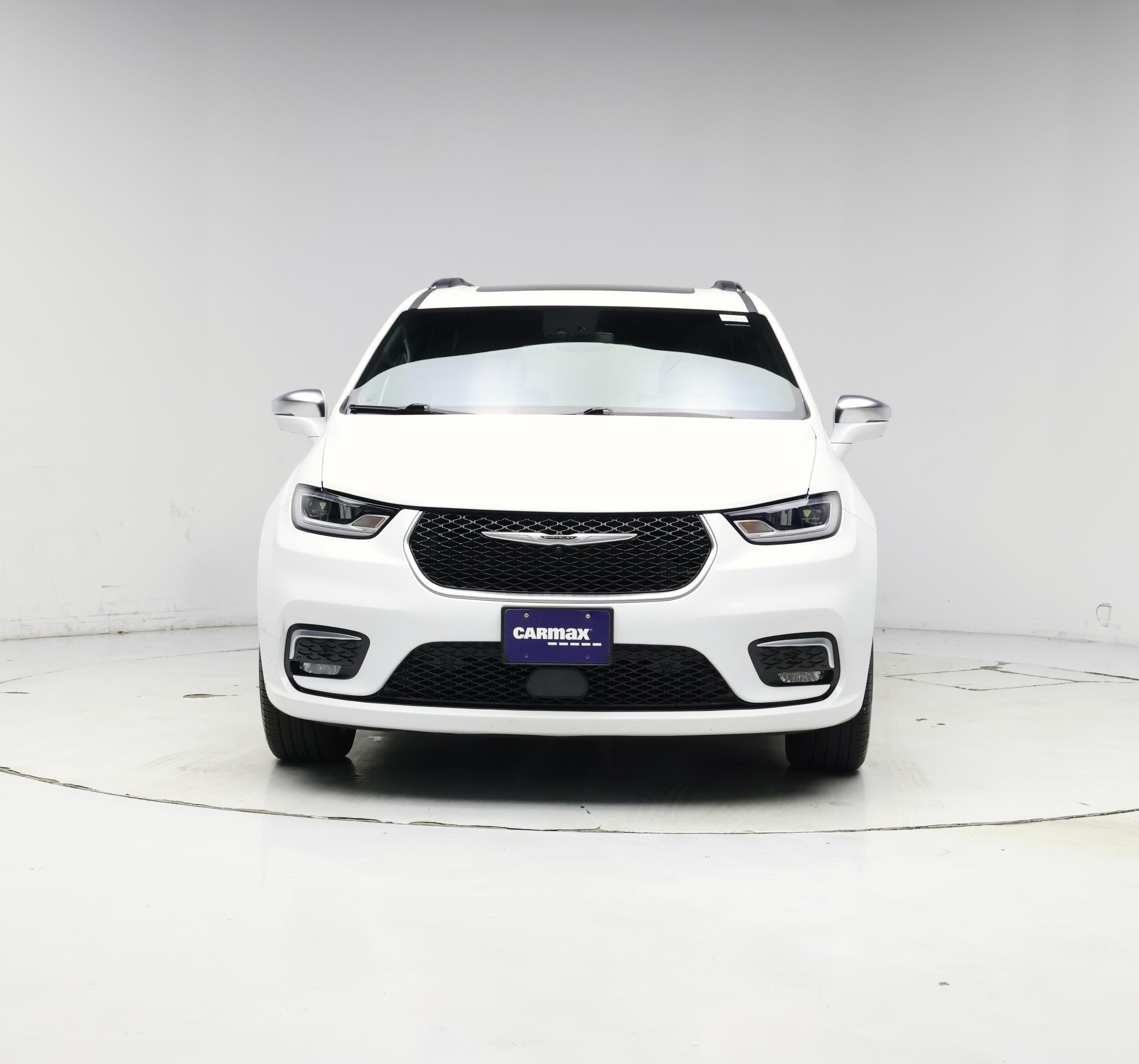 Thumbnail: 2024 Chrysler Pacifica - 5