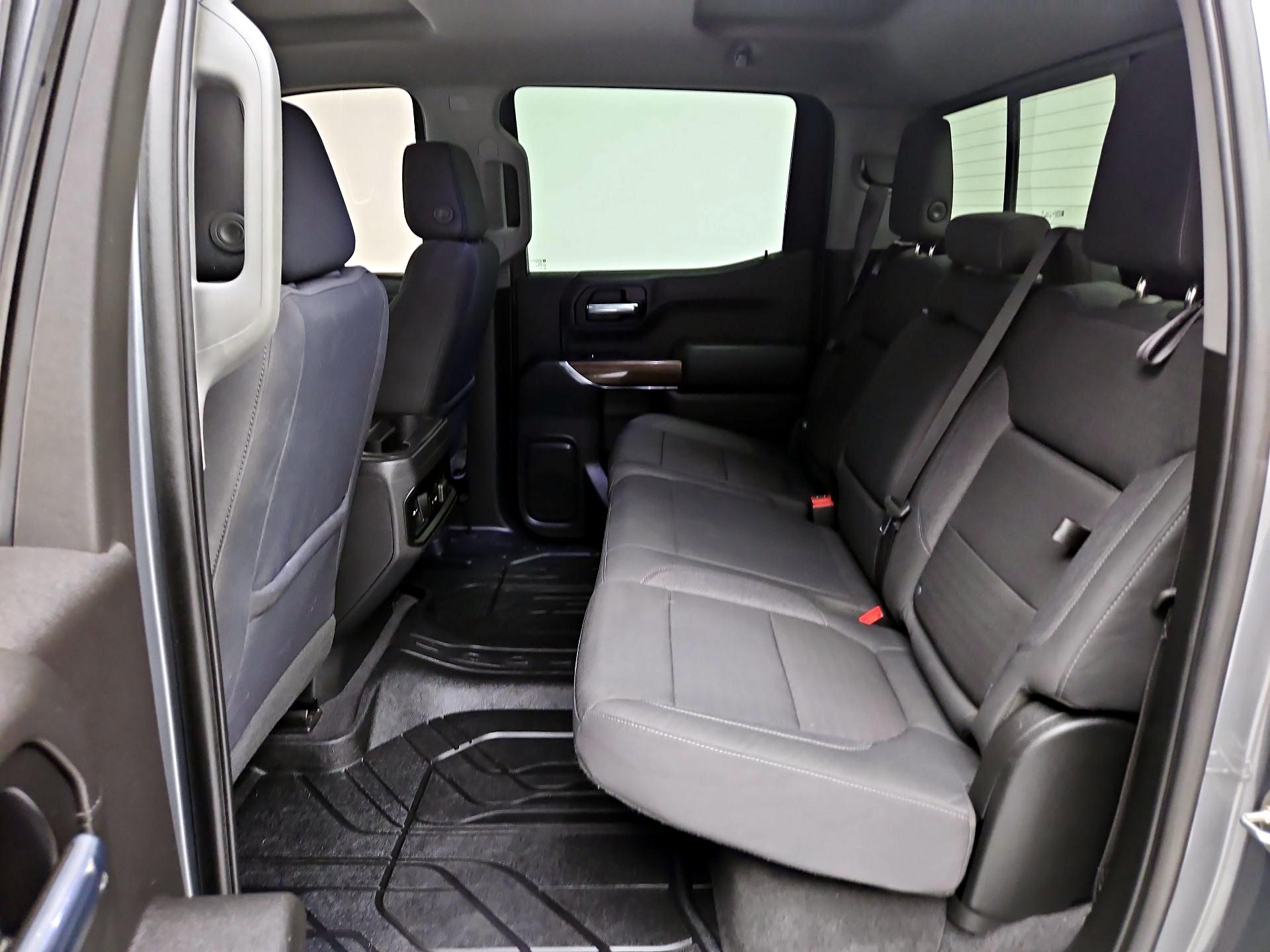 Thumbnail: 2020 Chevrolet Silverado 1500 - 19