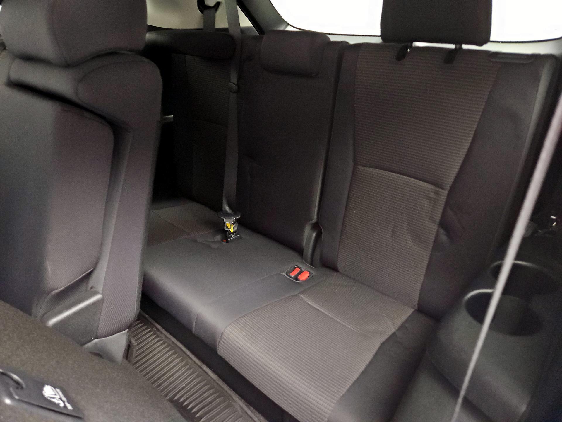 Thumbnail: 2023 Toyota Highlander - 20