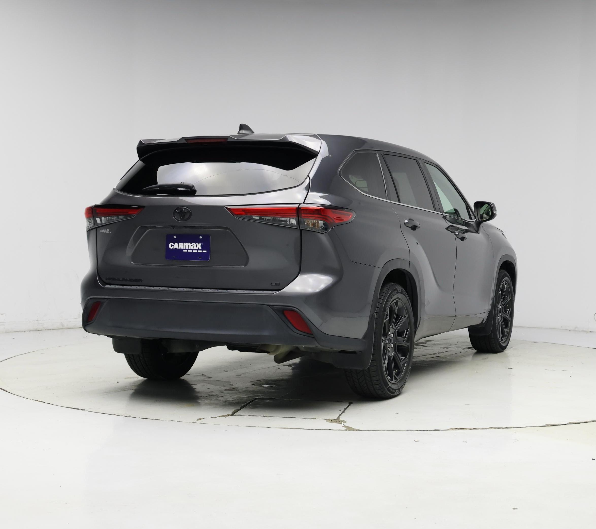 Thumbnail: 2023 Toyota Highlander - 8