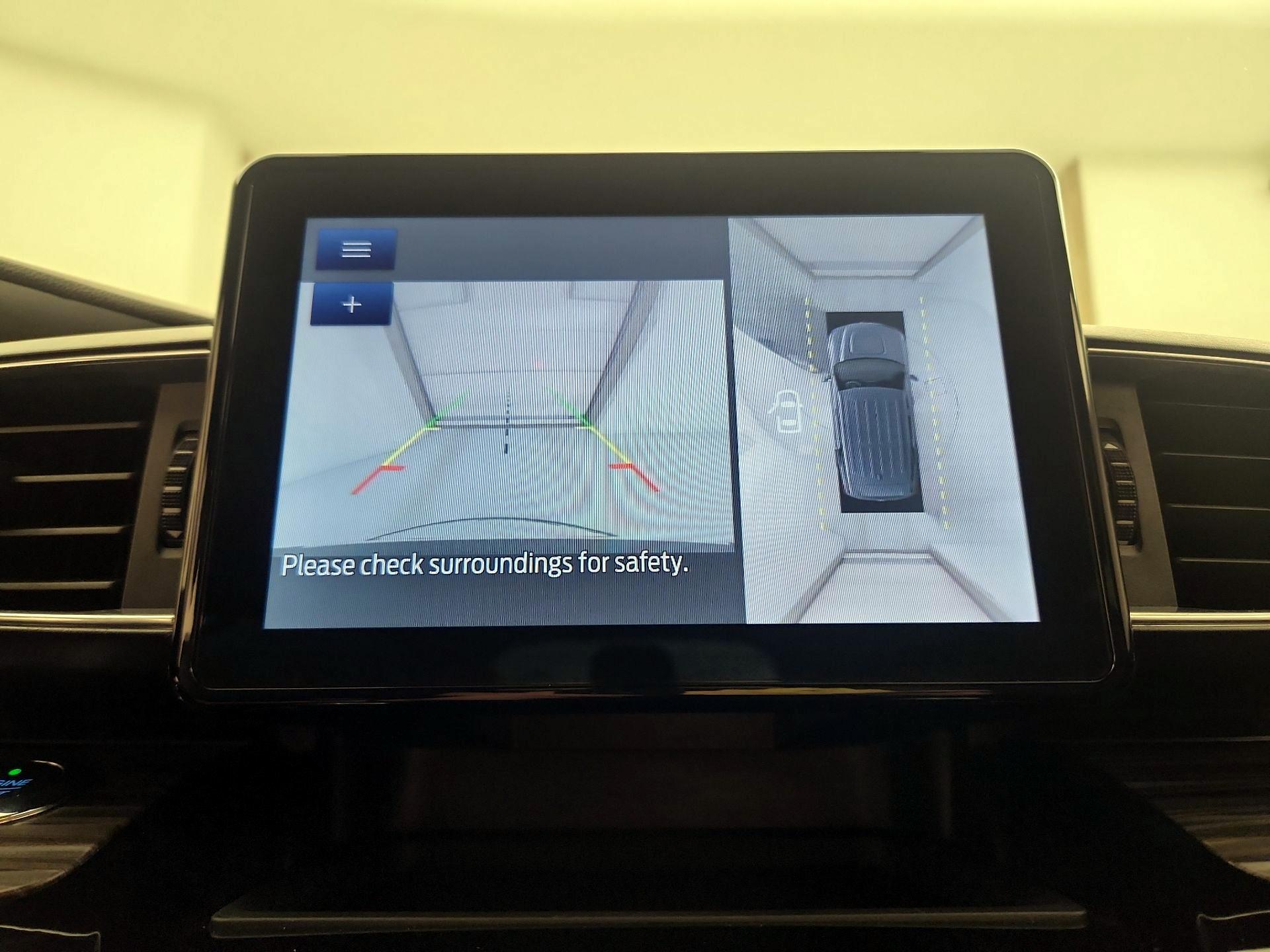 Thumbnail: 2021 Ford Explorer - 15