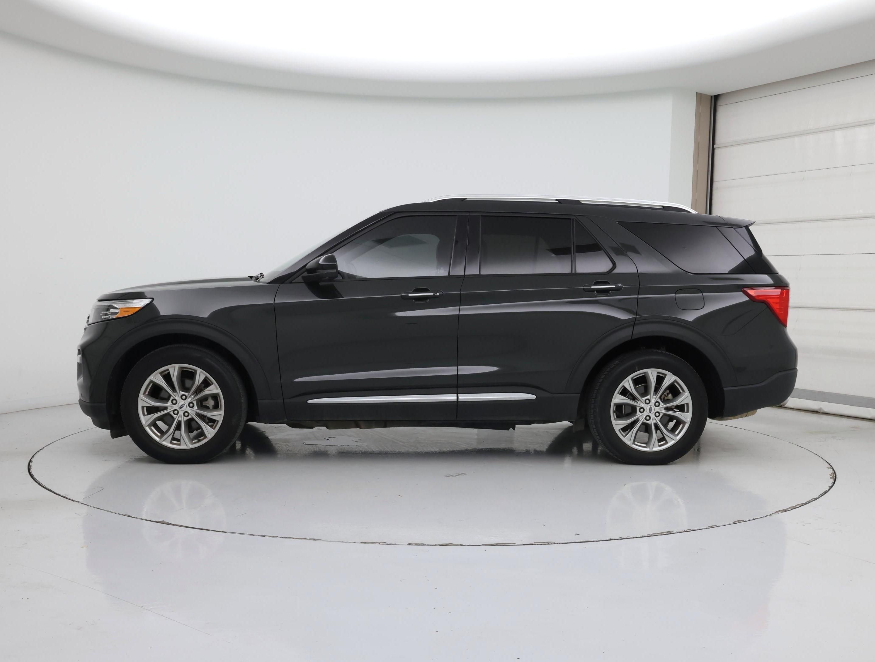 Thumbnail: 2021 Ford Explorer - 3