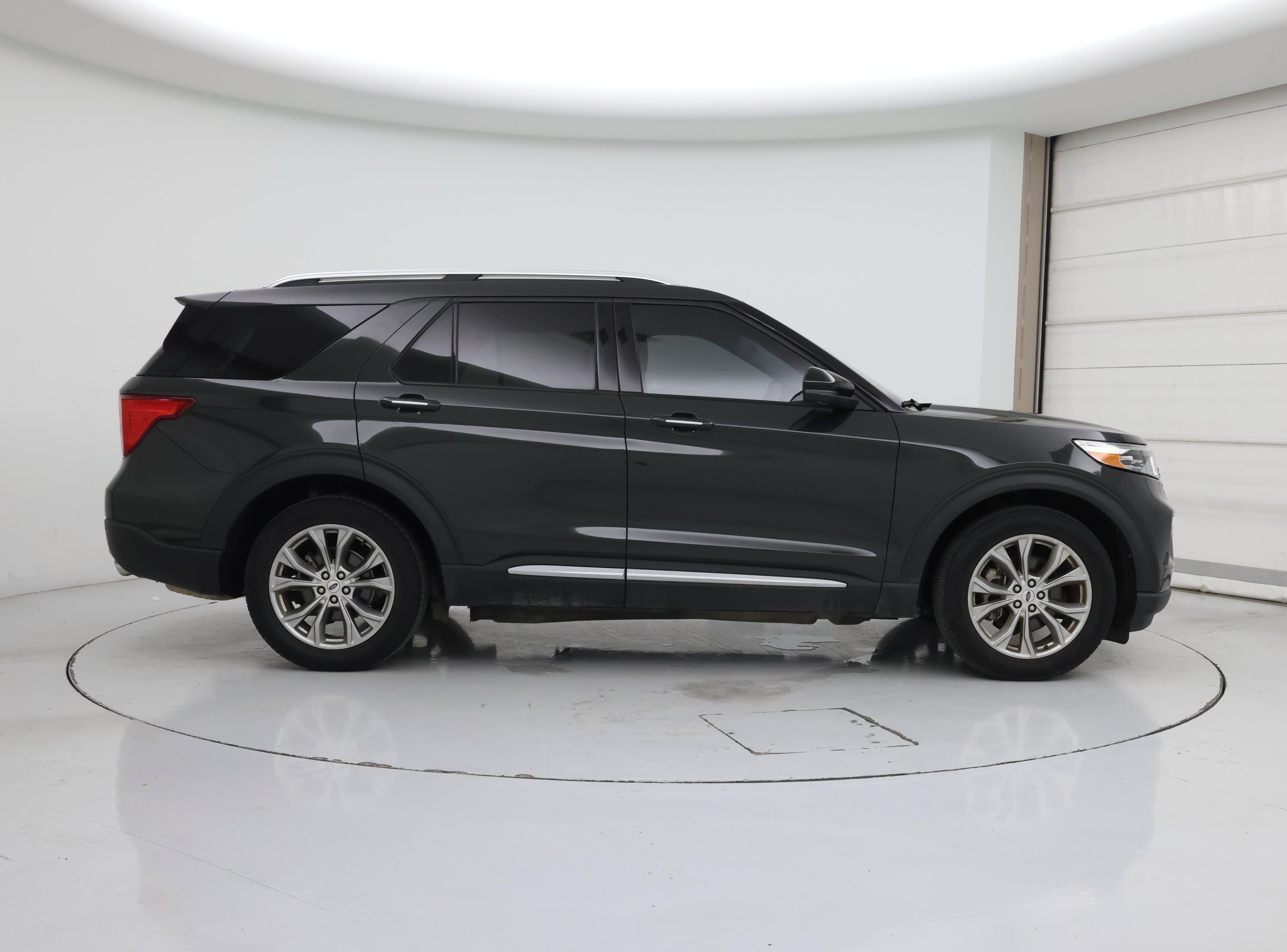 Thumbnail: 2021 Ford Explorer - 7