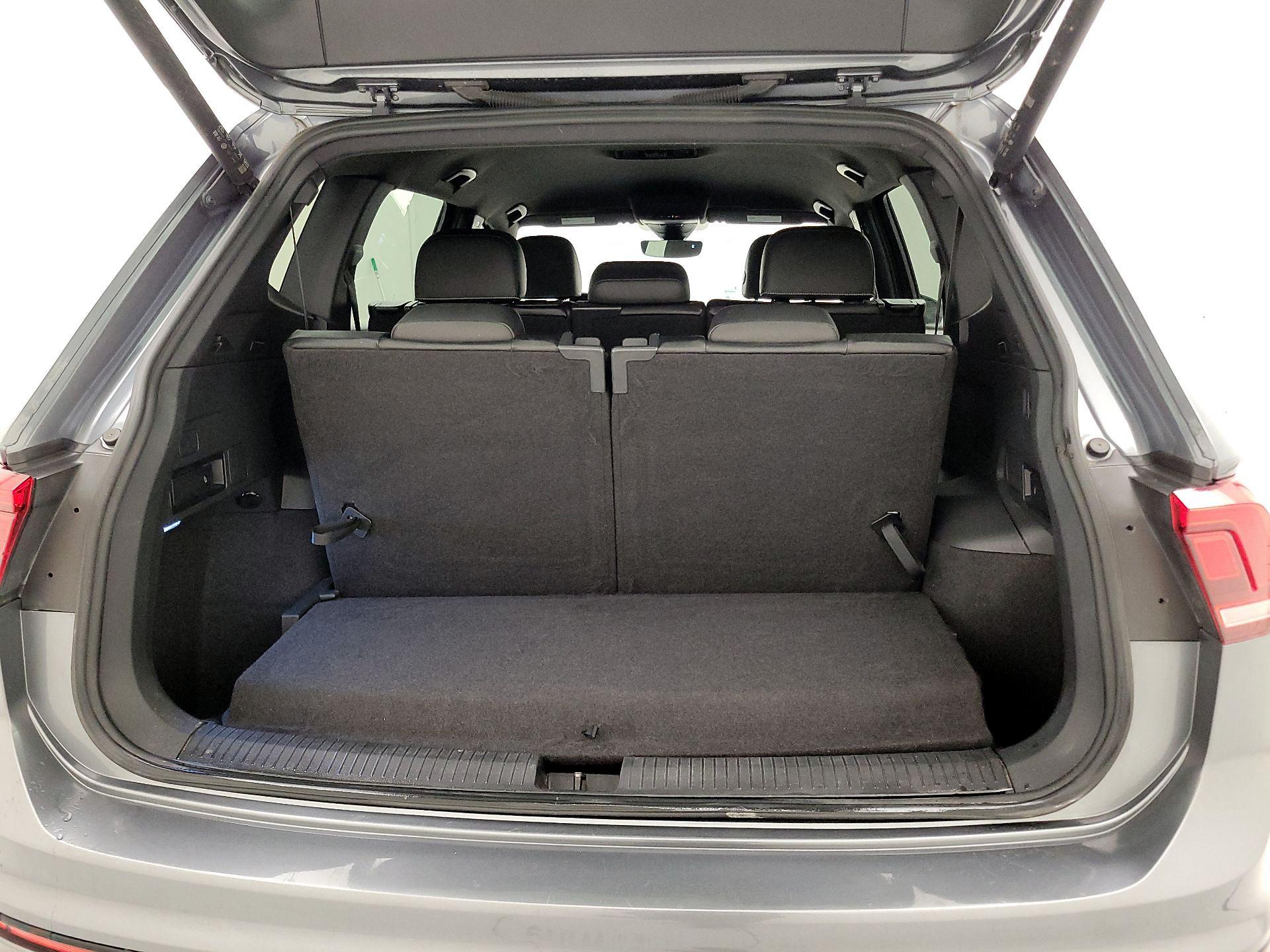 Thumbnail: 2022 Volkswagen Tiguan - 20