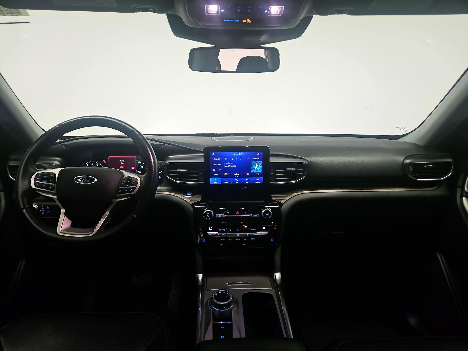 Thumbnail: 2021 Ford Explorer - 9