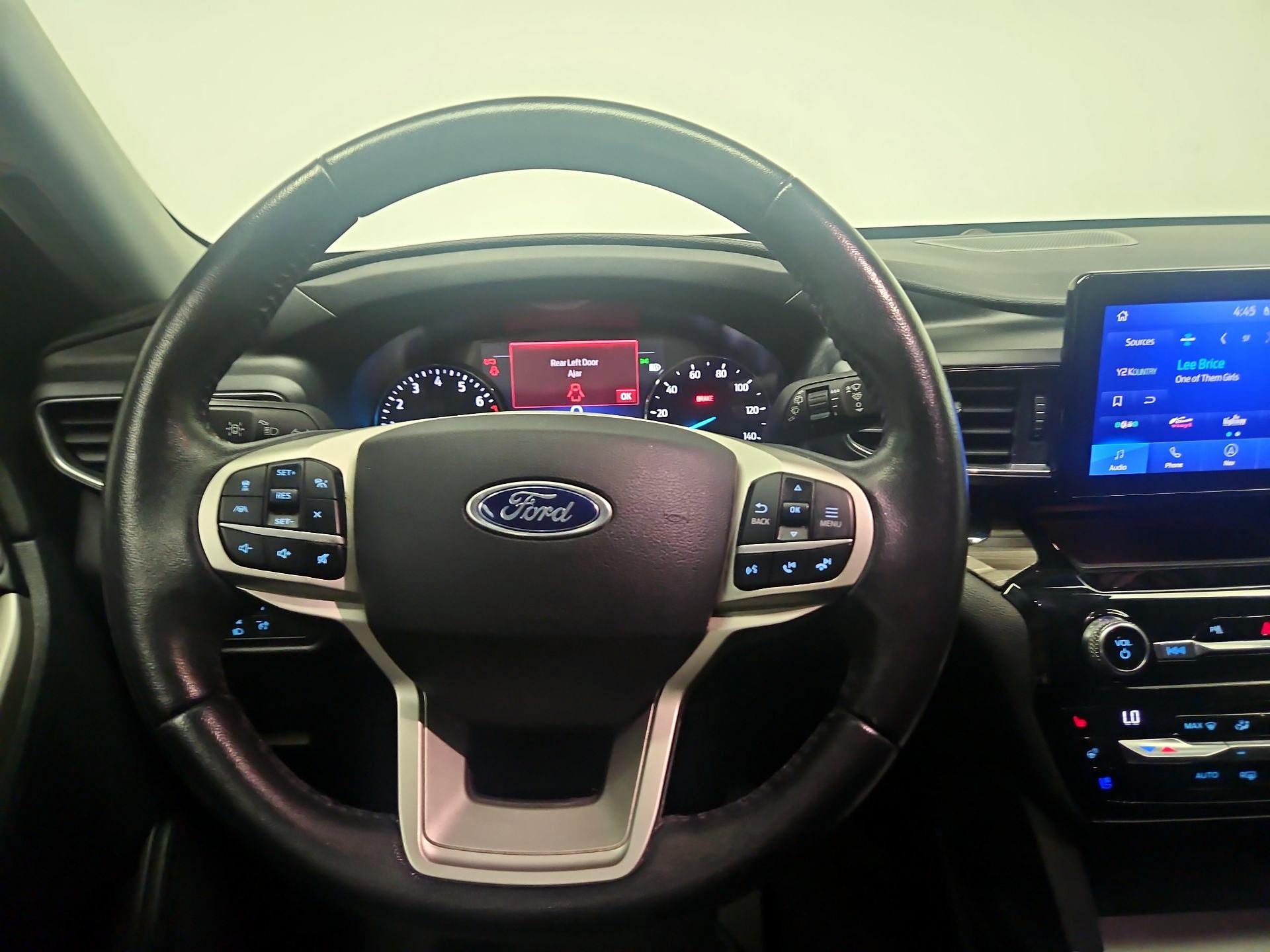 Thumbnail: 2021 Ford Explorer - 10