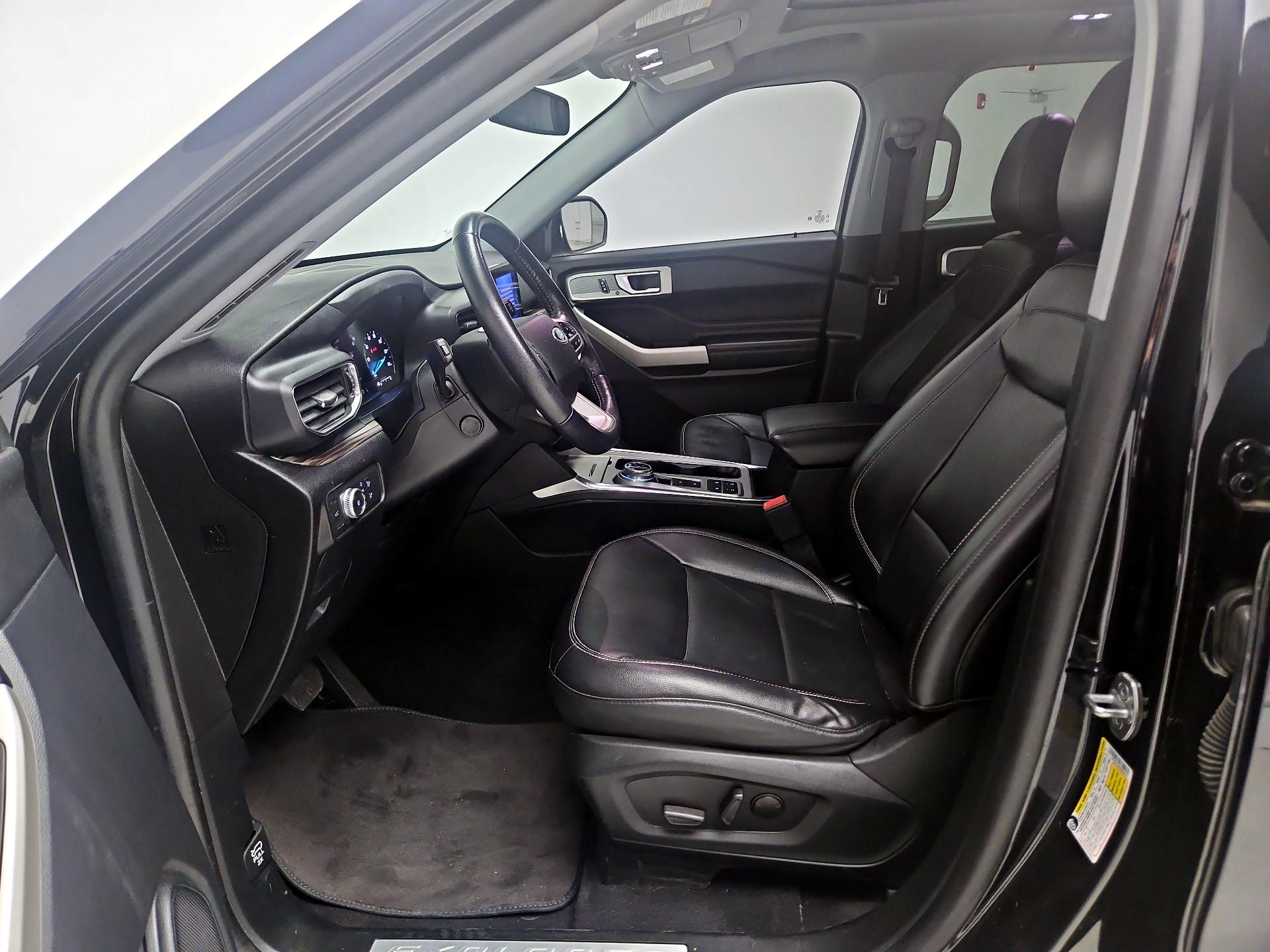 Thumbnail: 2021 Ford Explorer - 11