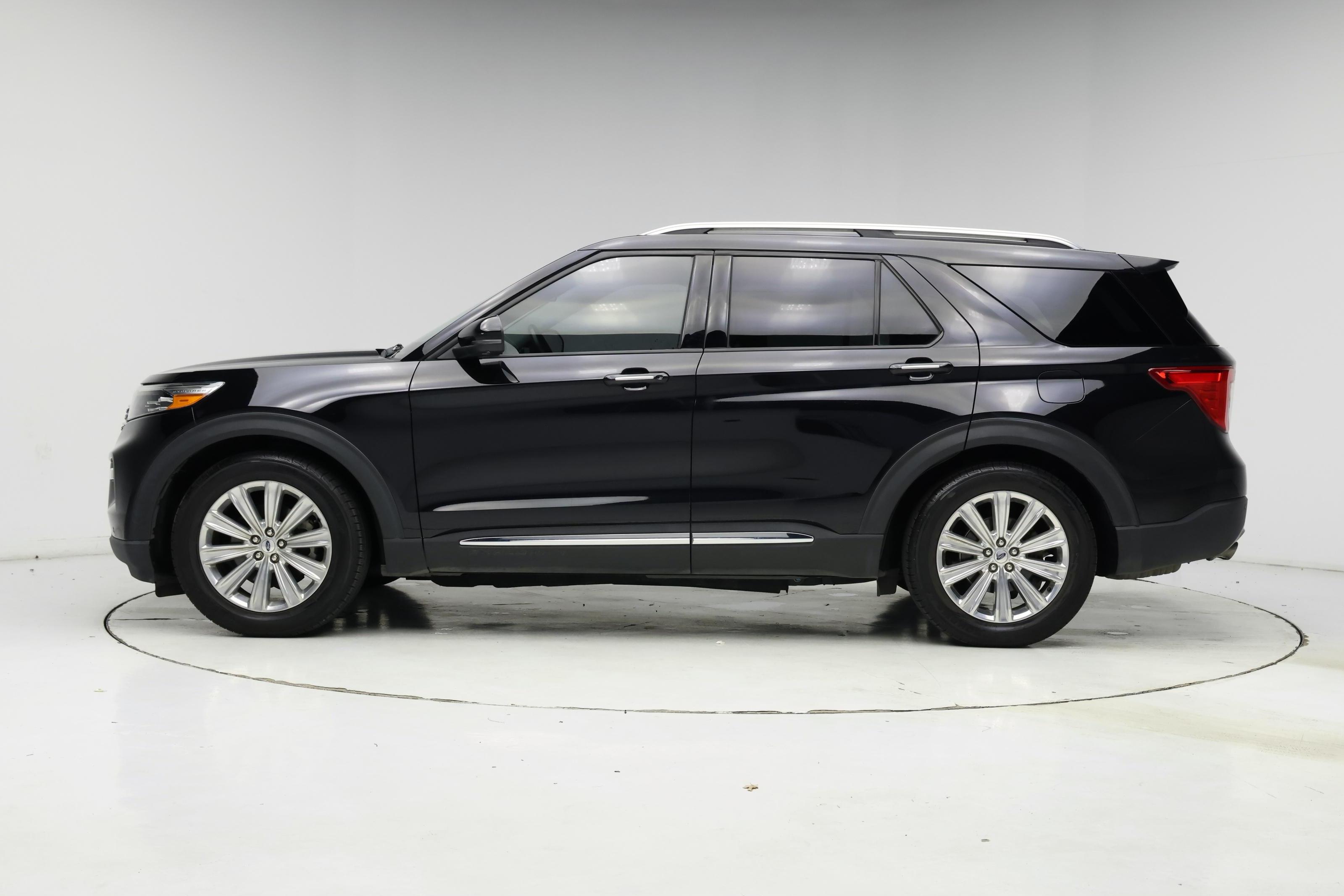 Thumbnail: 2021 Ford Explorer - 3