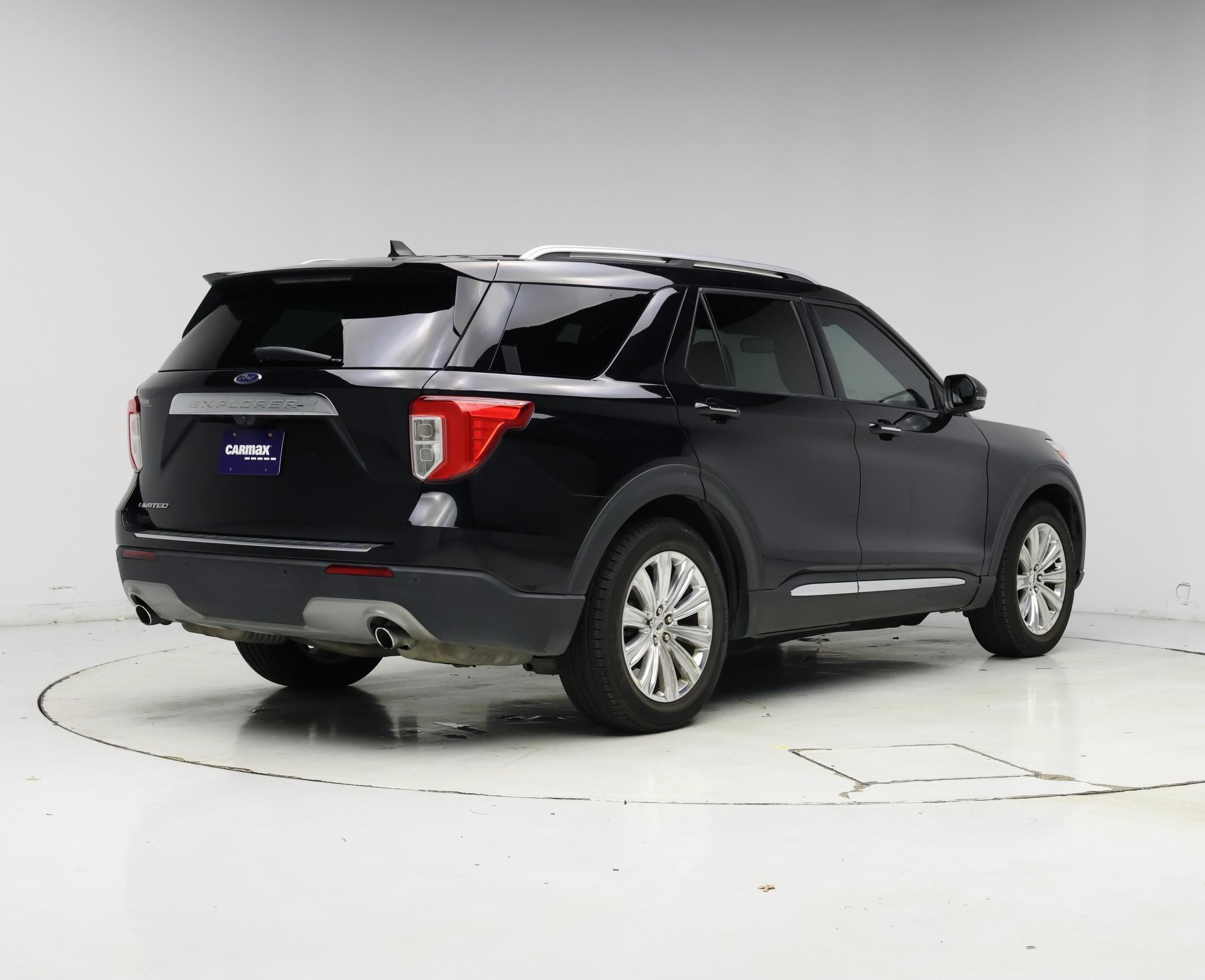Thumbnail: 2021 Ford Explorer - 8